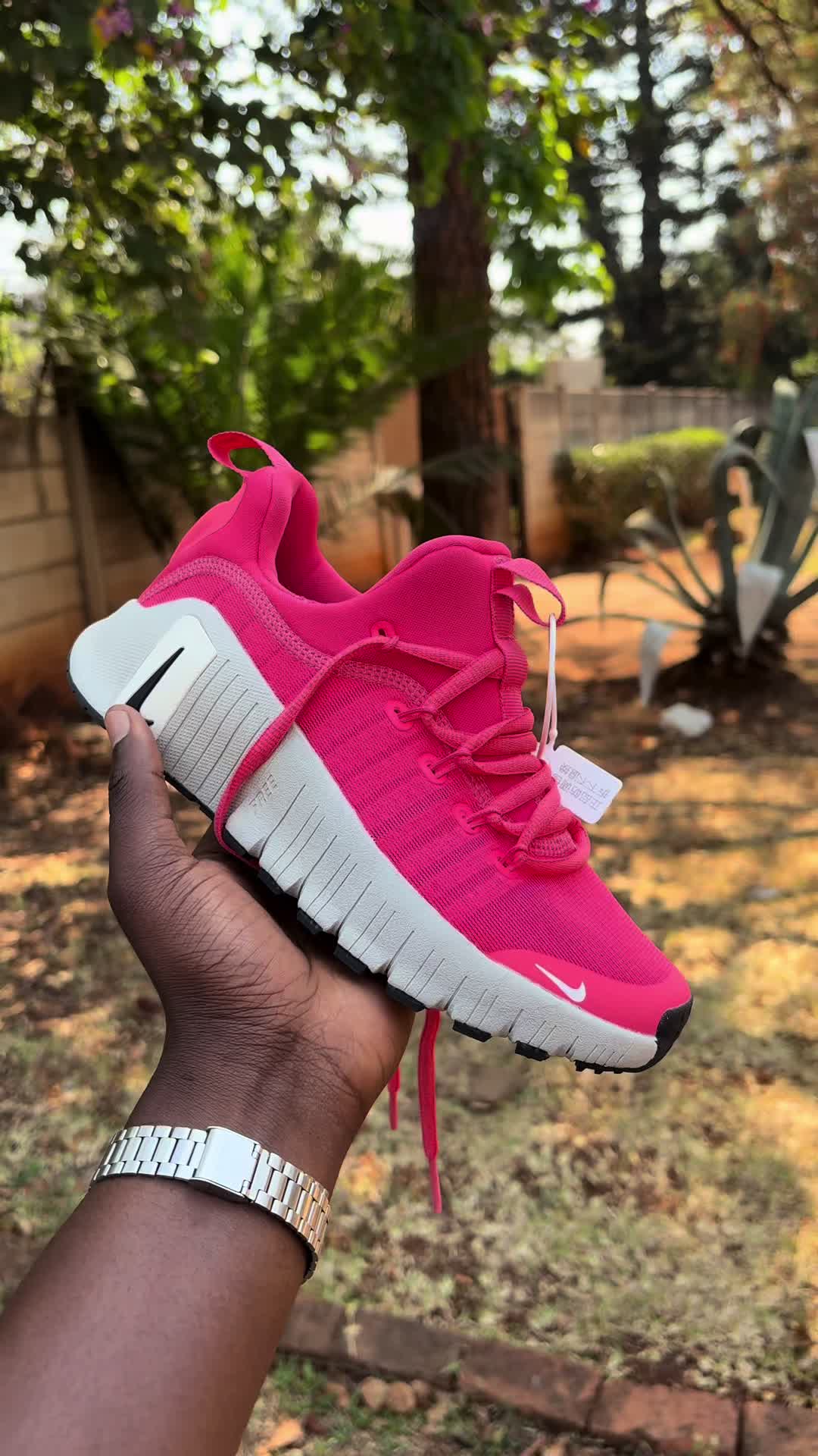 @Schysneakers