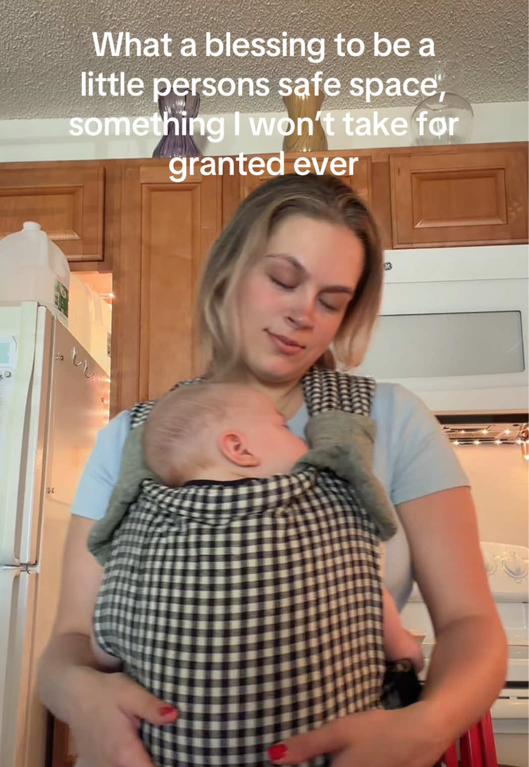 @alexis 🌸🪞✨🧸🕯️