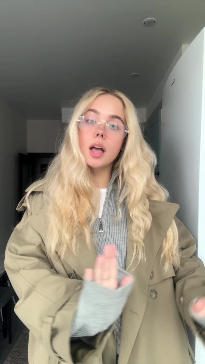 @алеся александровна