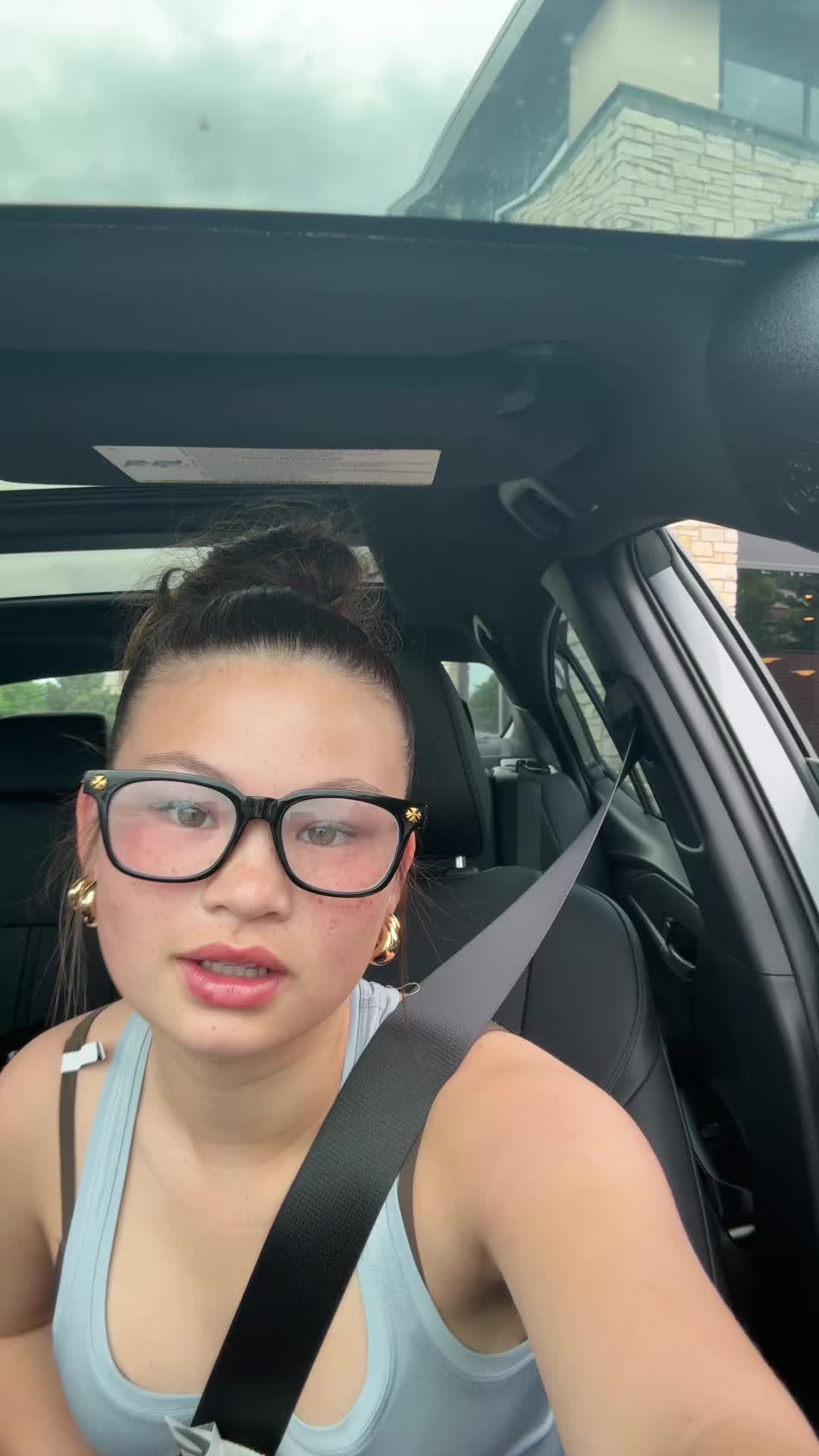 @idkimjustacurlyheadasian
