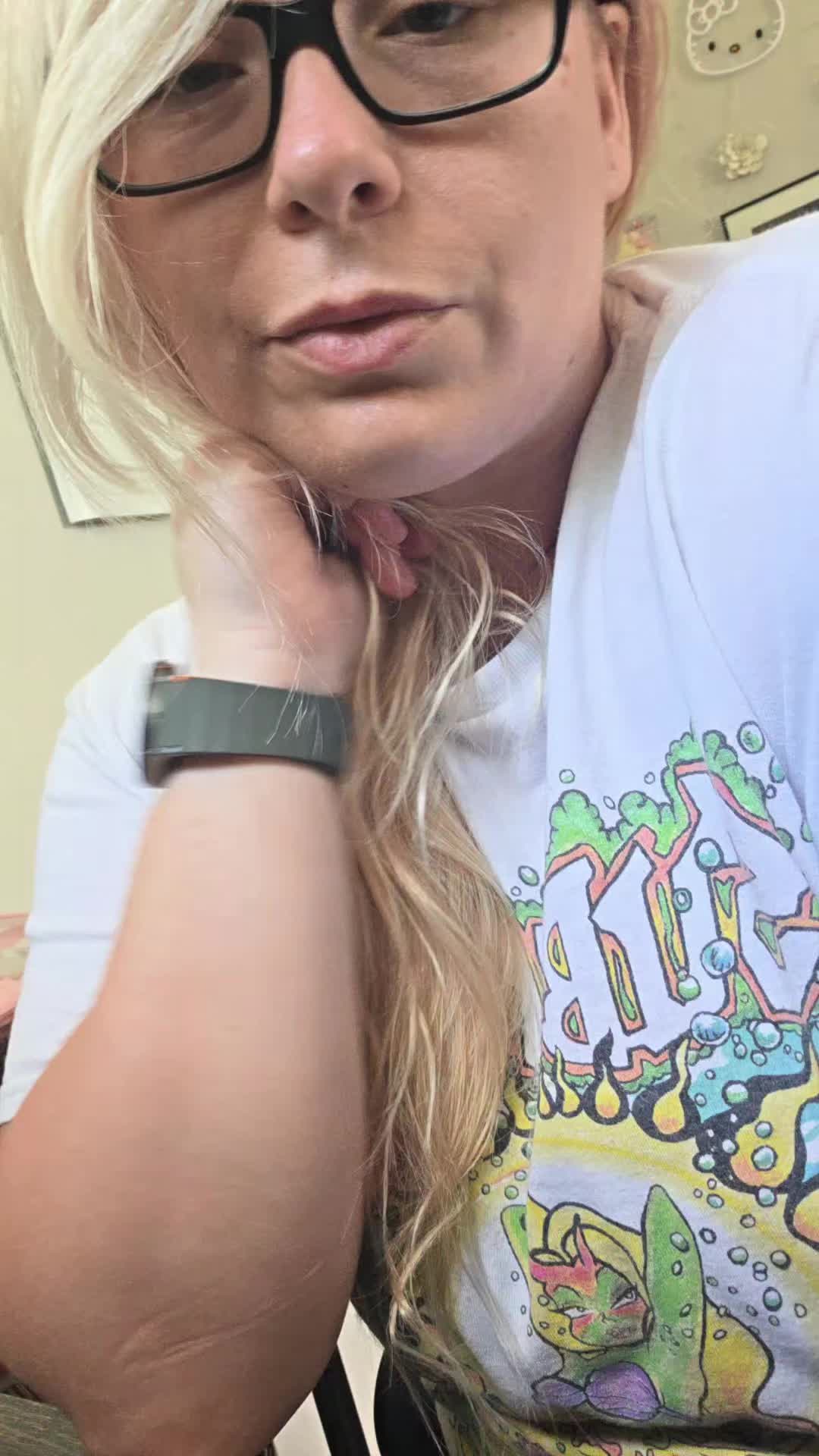 @VIXEN420