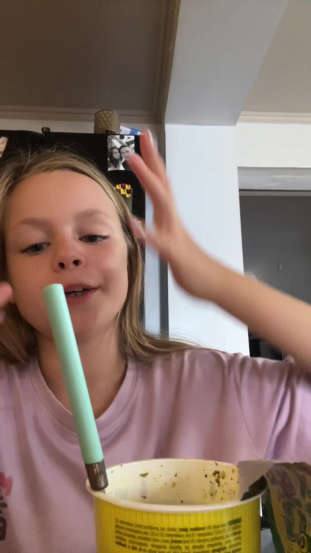 @eliseloewie