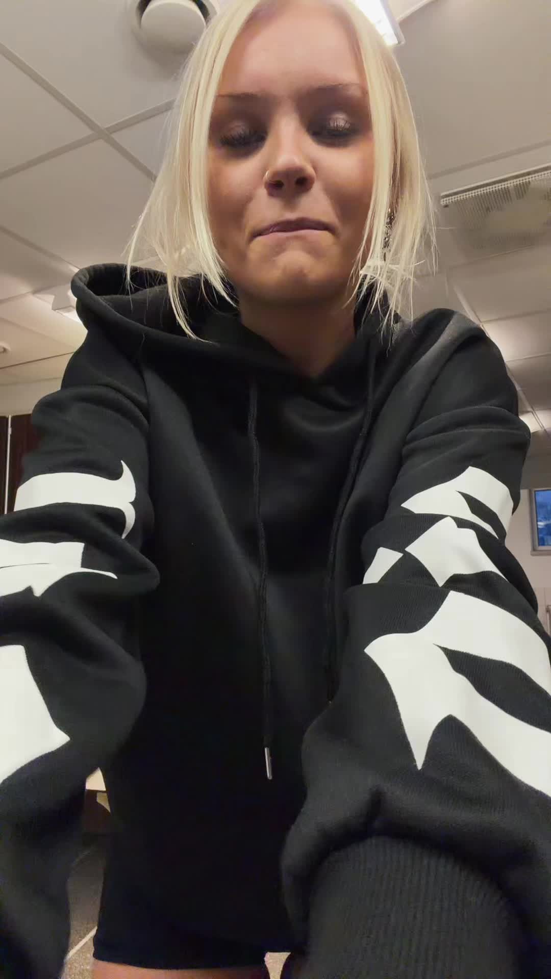 @AL