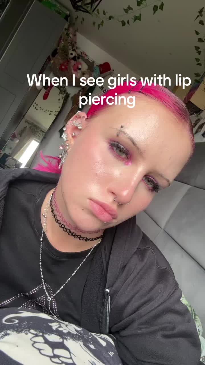 @ur.favpinkie