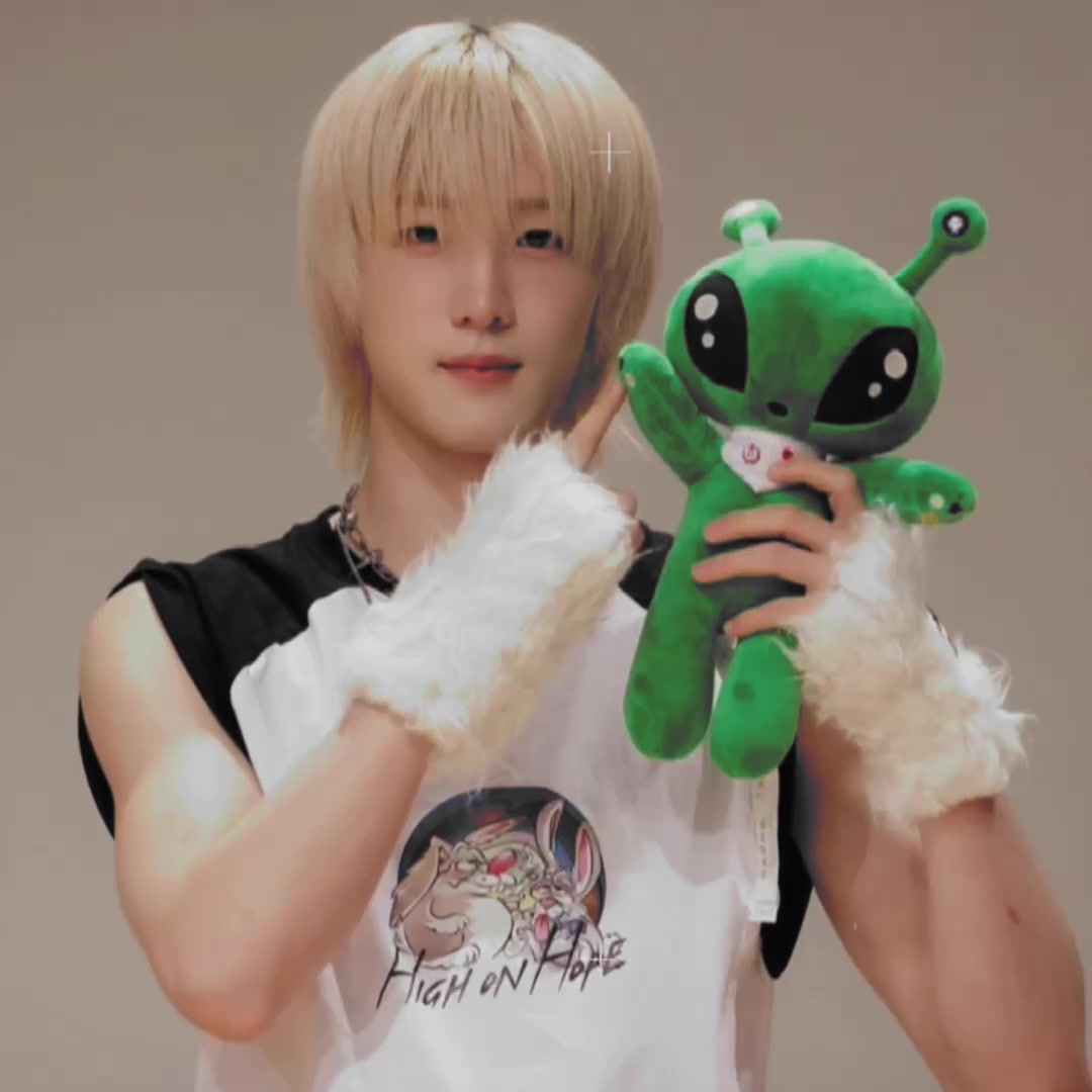 @aurora ⌗ 🦑˚. ᵎᵎ