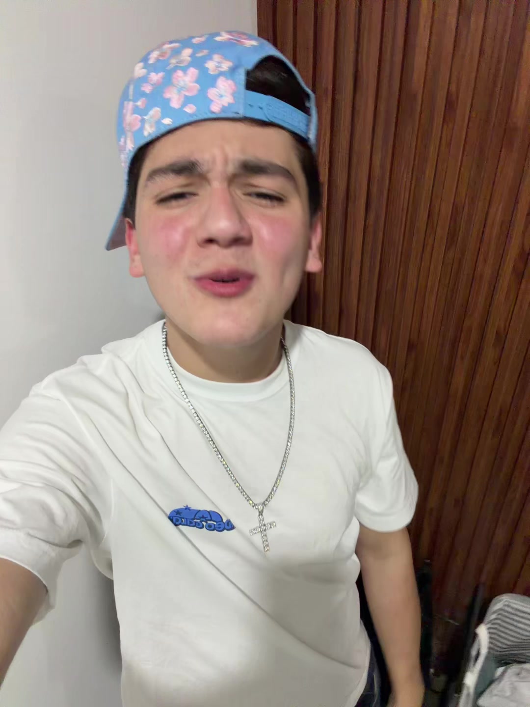 @Elpilotito