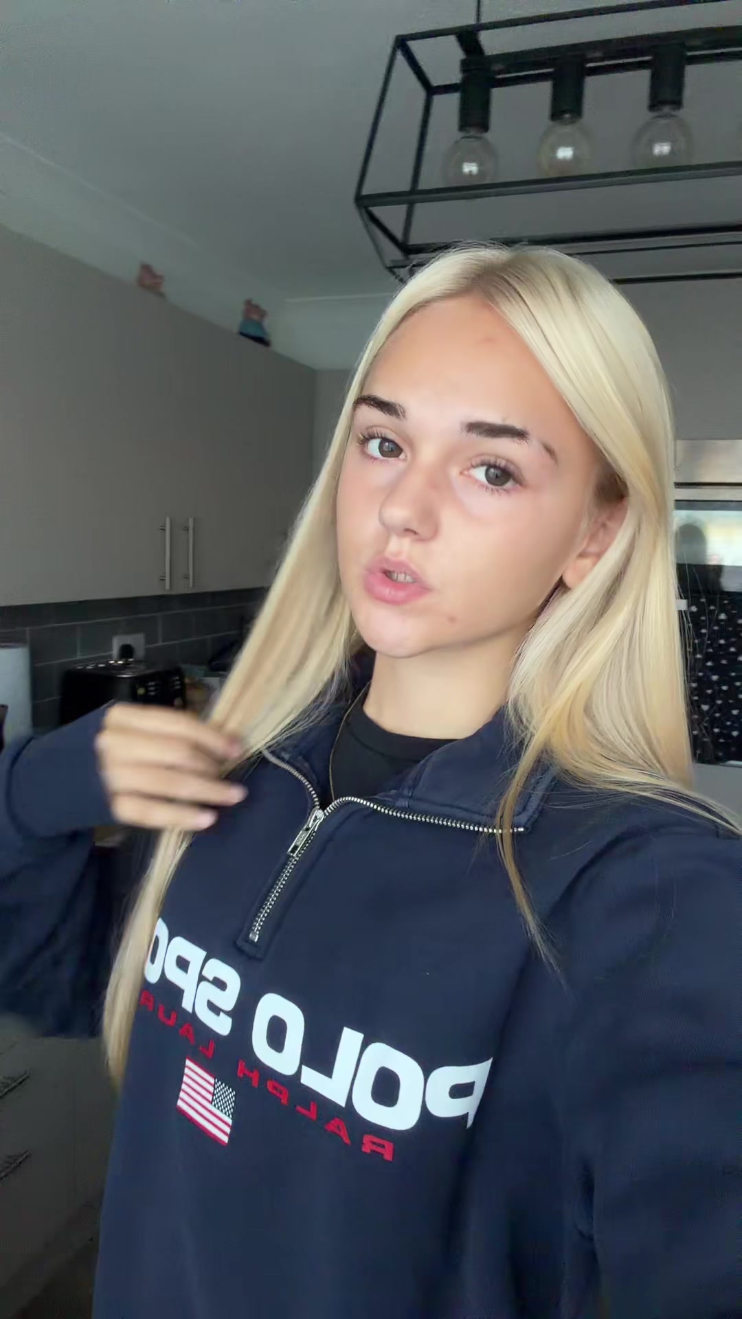 @itsskyyeeeee