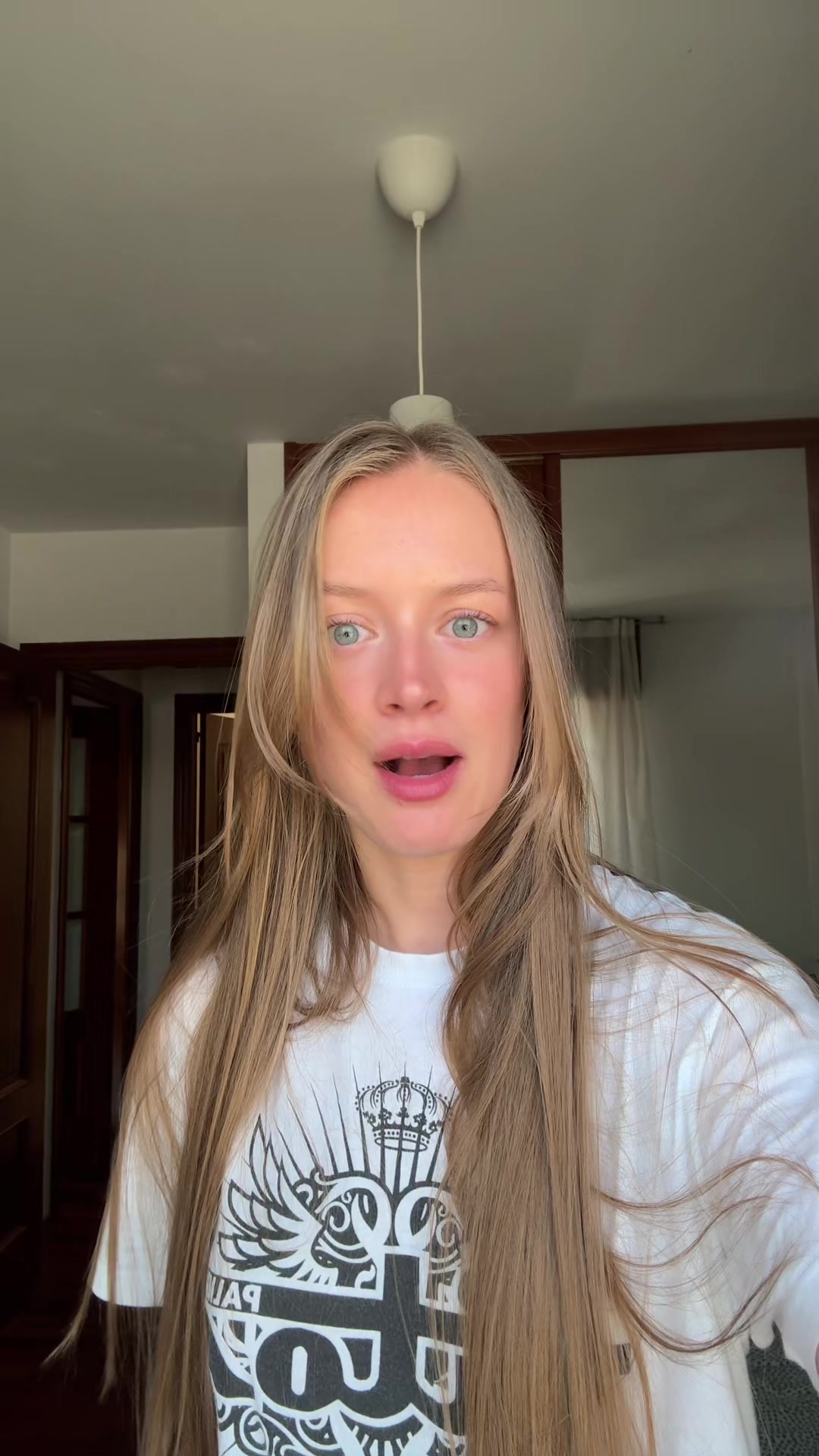 @Ana