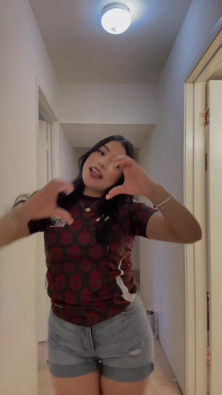 @Emii🍇