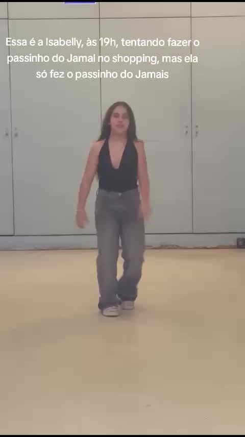 @oq_a_Belly_tá_fazendo...?