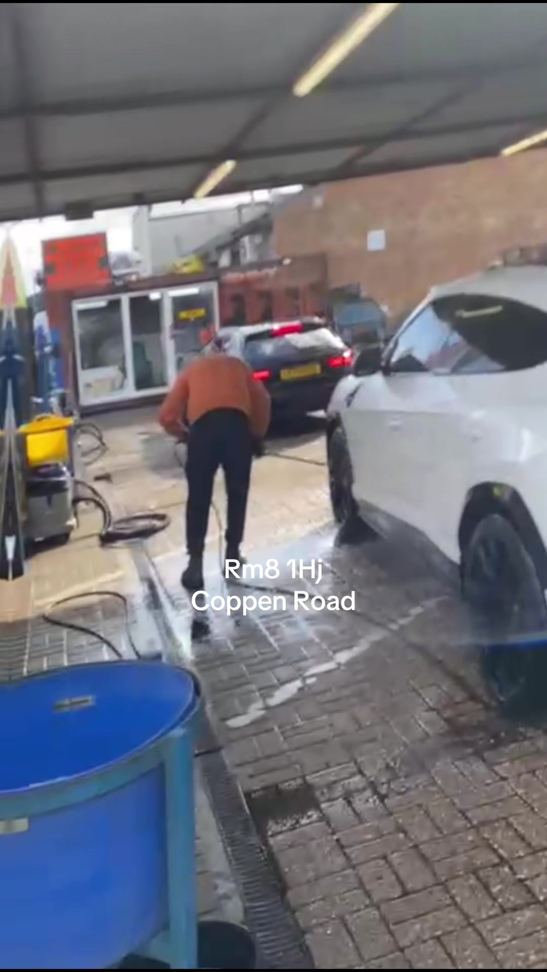@SHINY HAND CAR WASH