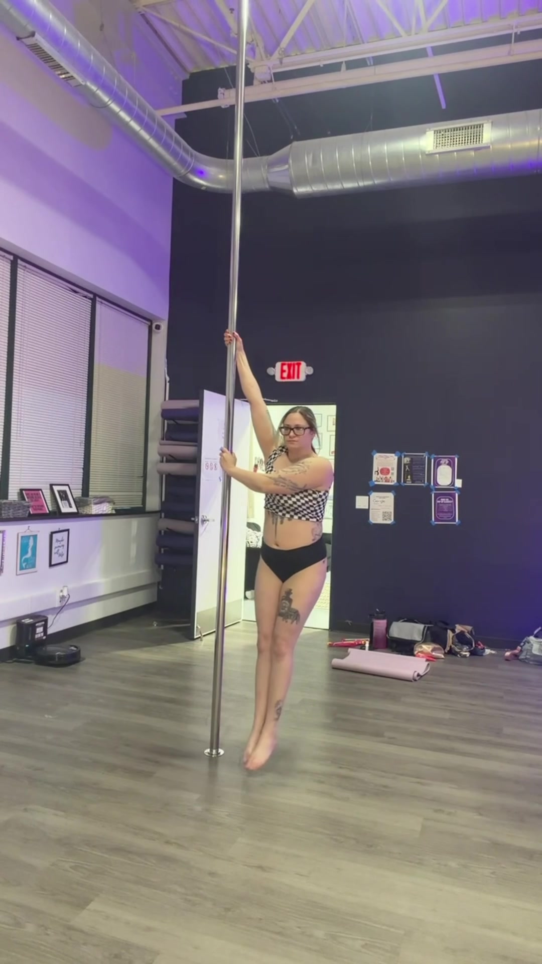 @Violette Vixen