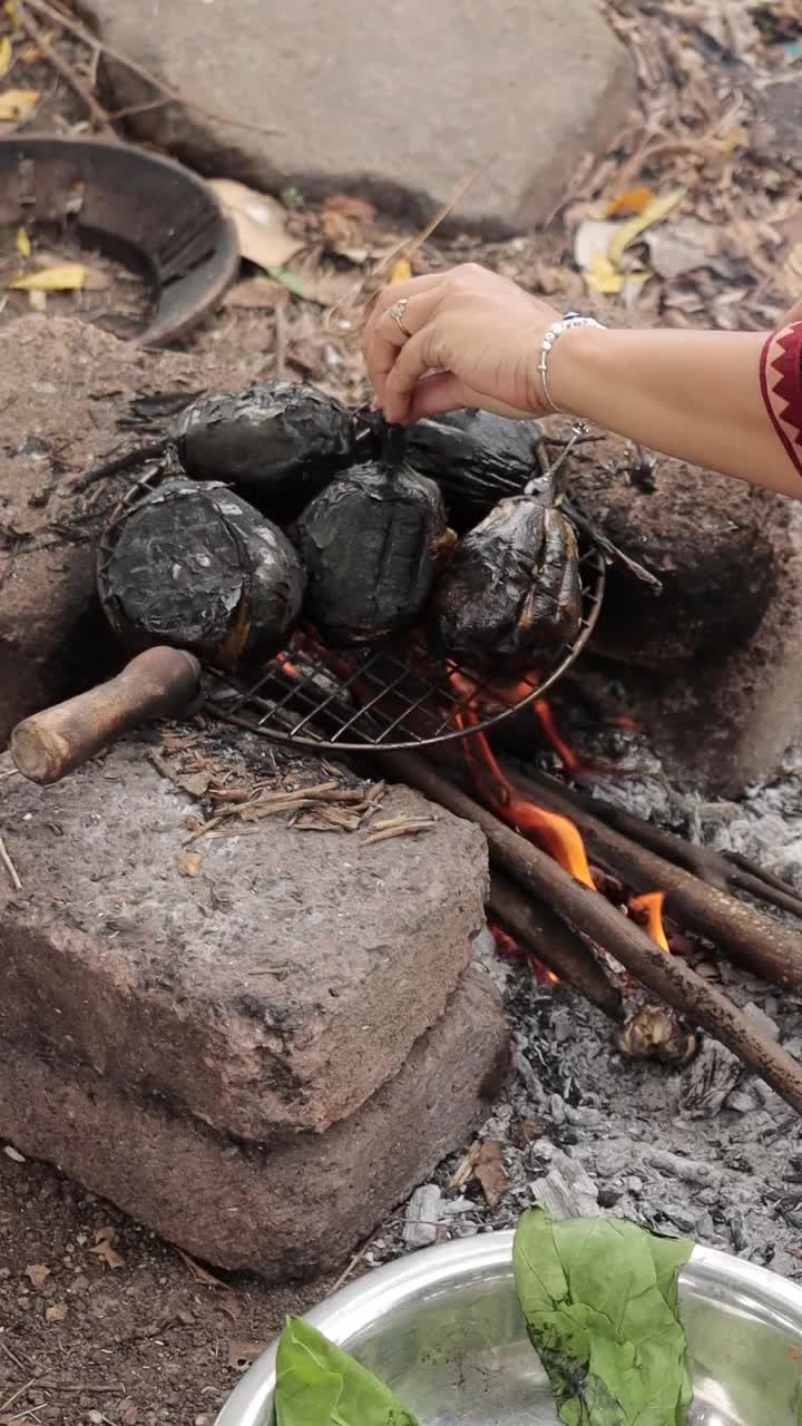 @Dhanji Charaniya