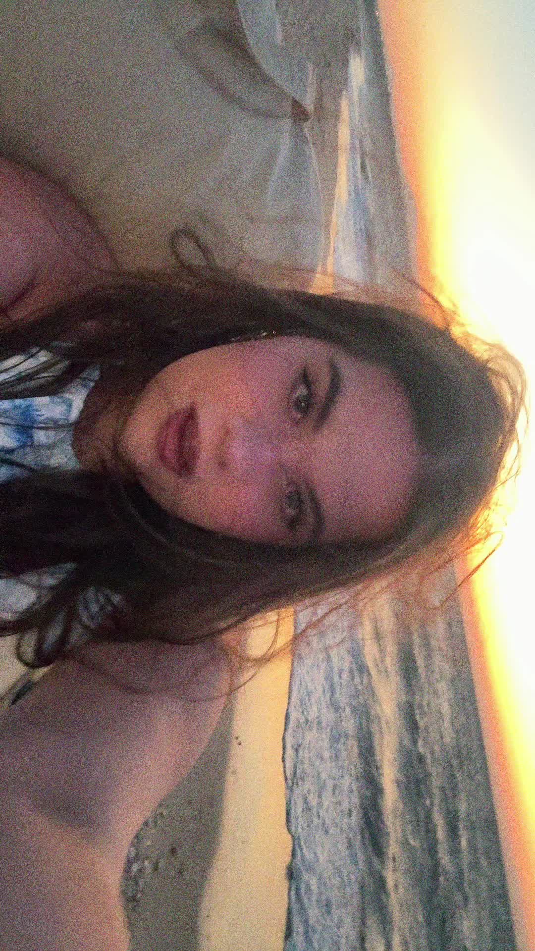 @isa <33