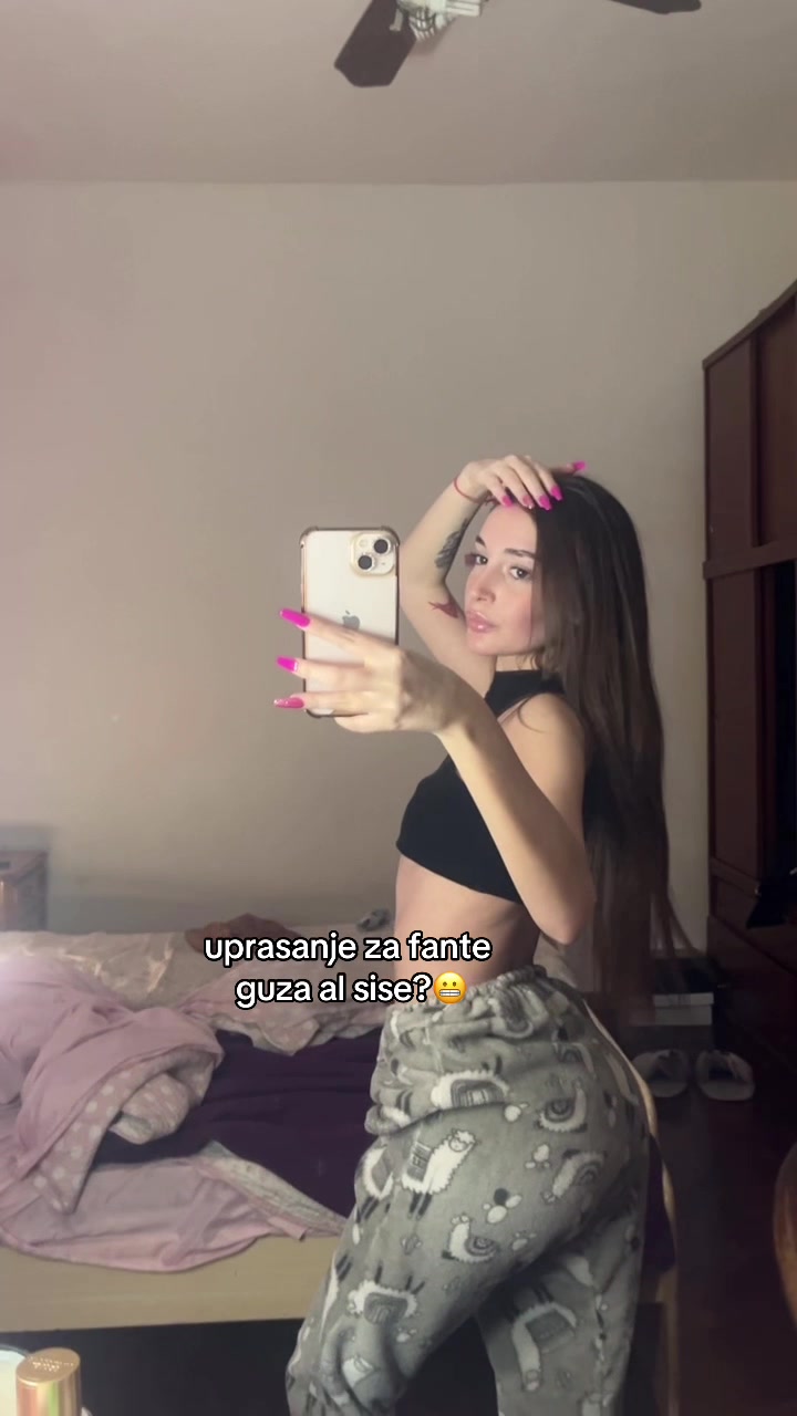 @tara🦋