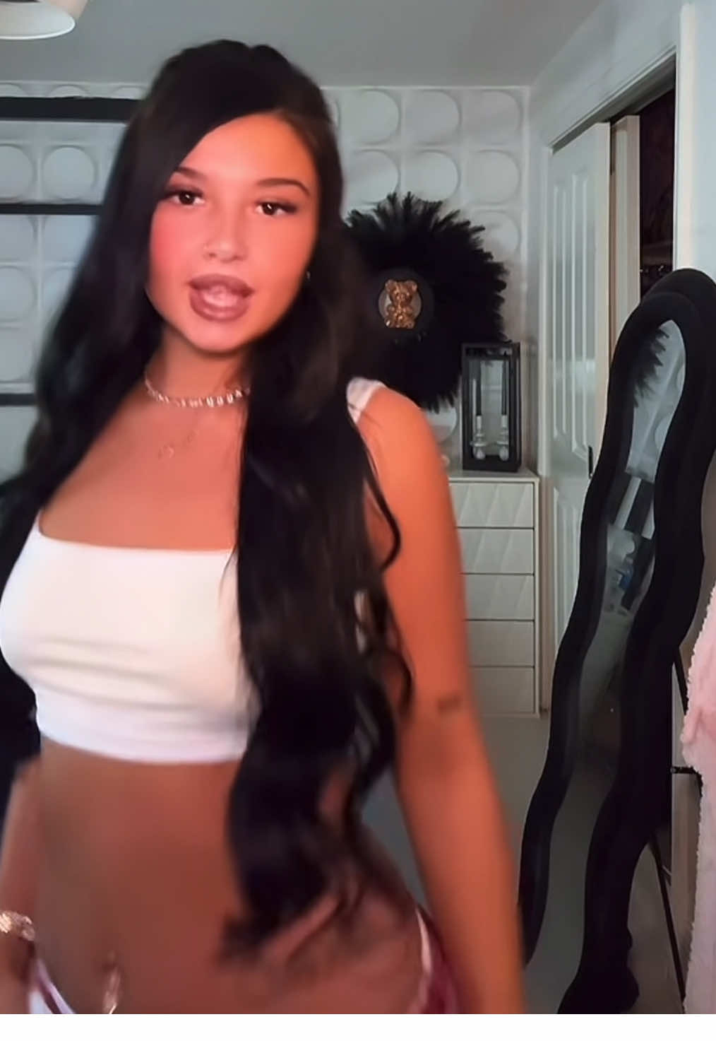 @️