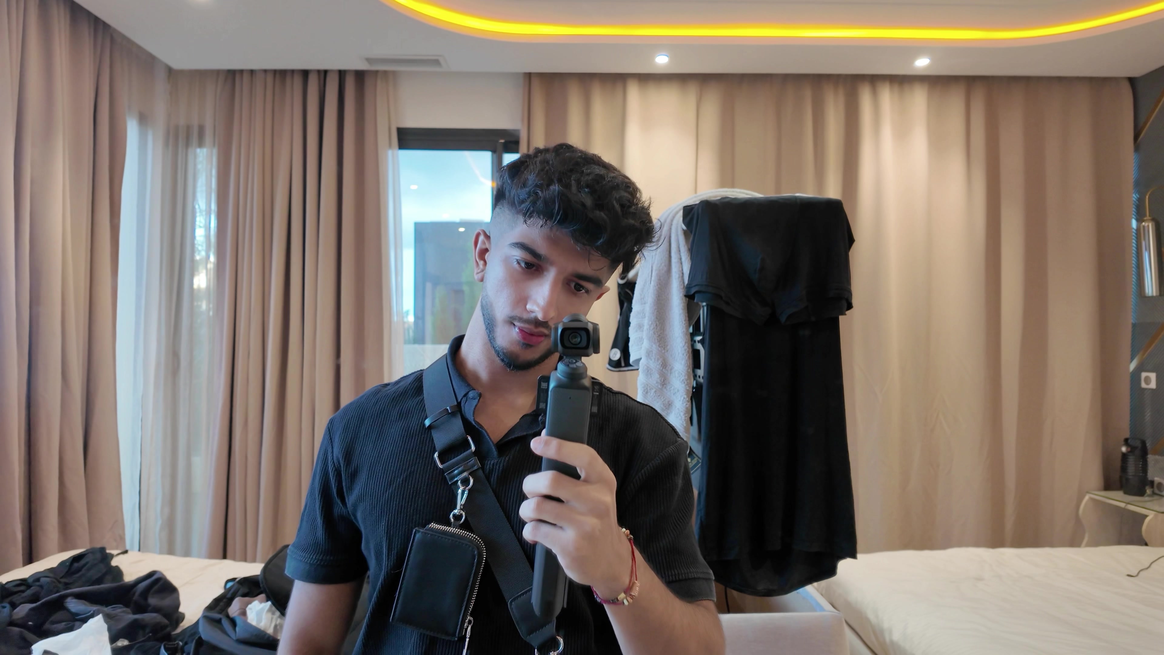 @aryanpabari_