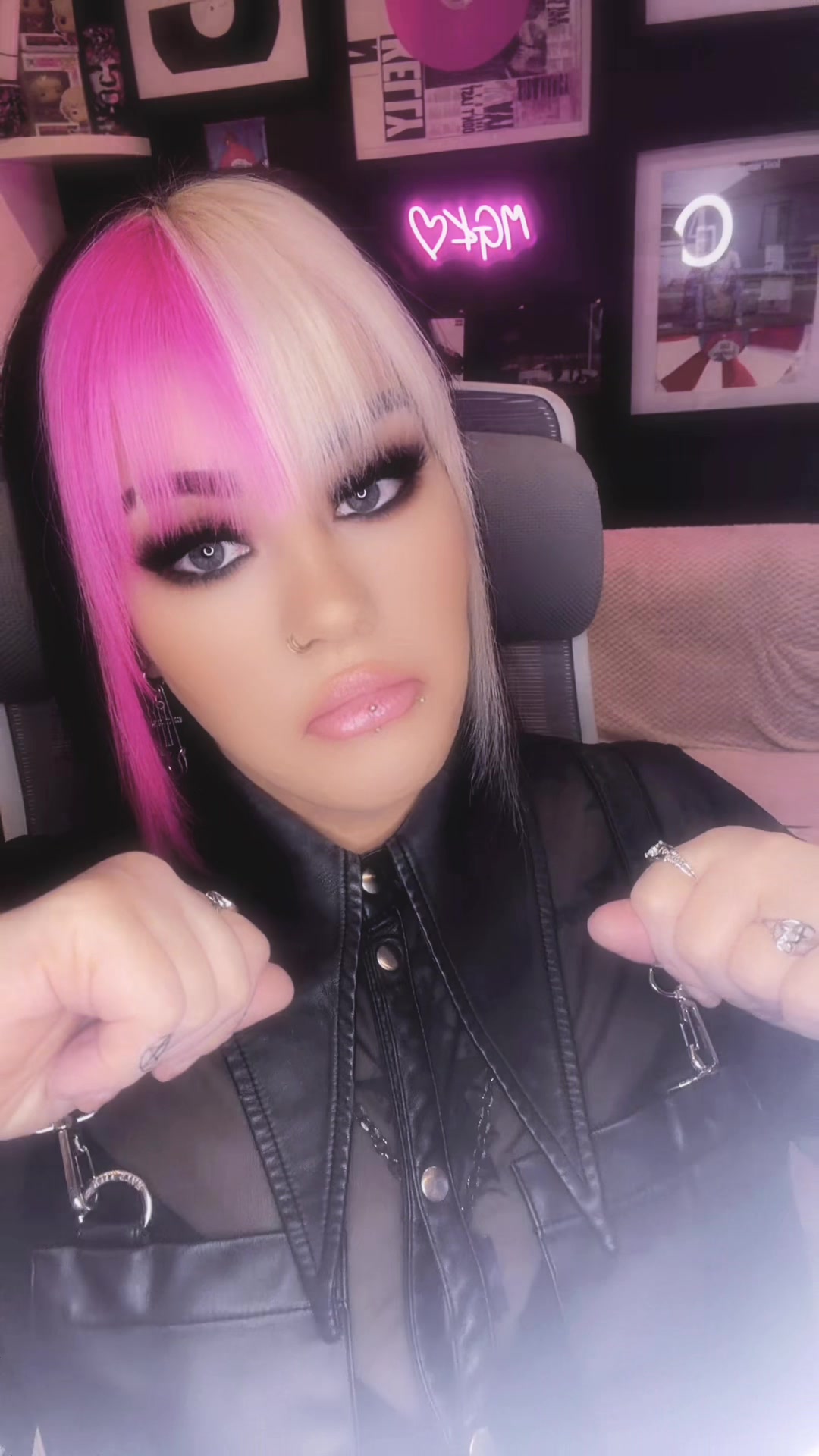 @ThiccThighs&PrettyEyes