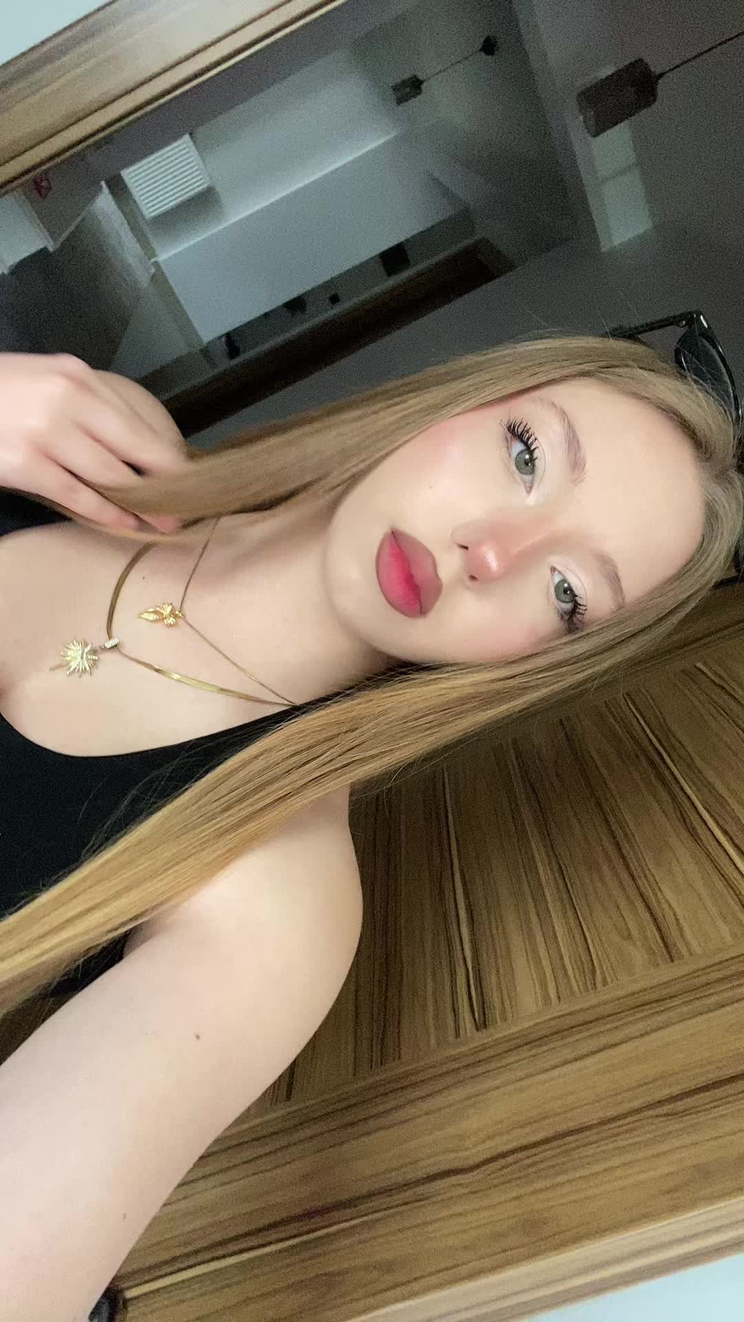 @𝑐𝑒𝑦𝑙𝑖𝑛𝑛