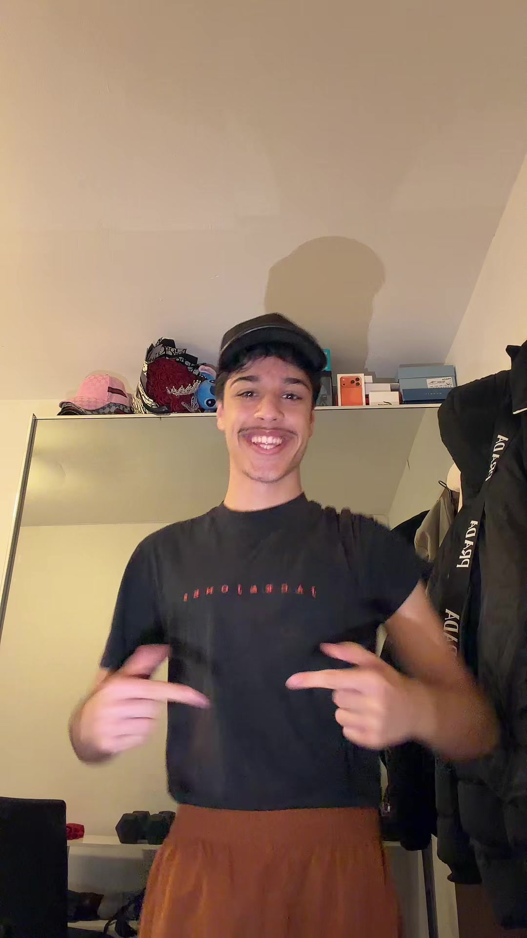 @Hewadbroo