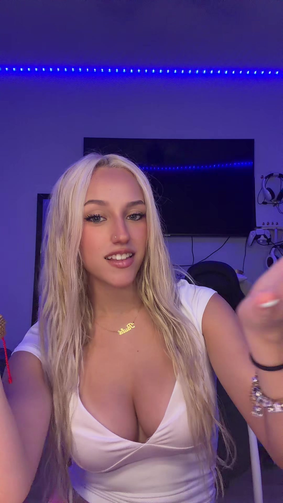 @💋