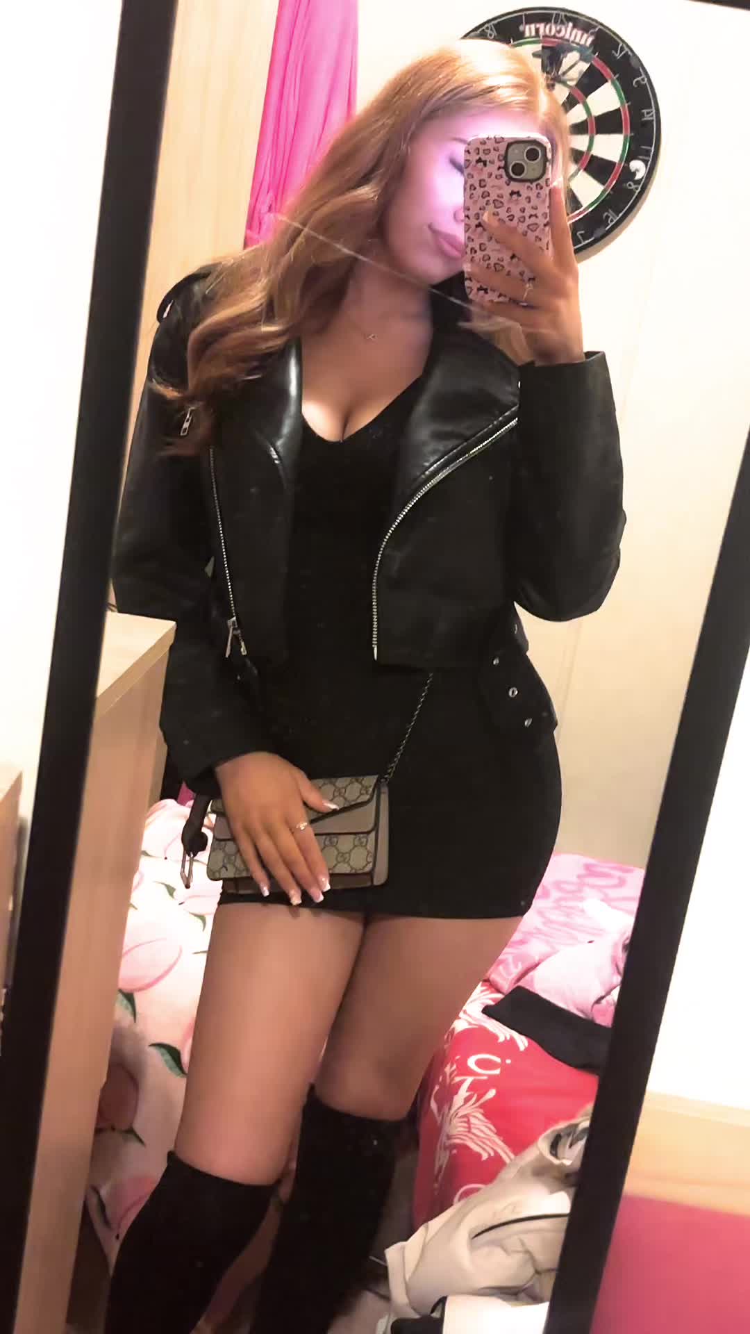 @💋 𝐌𝐚𝐫𝐭𝐢𝐧𝐚 🍒