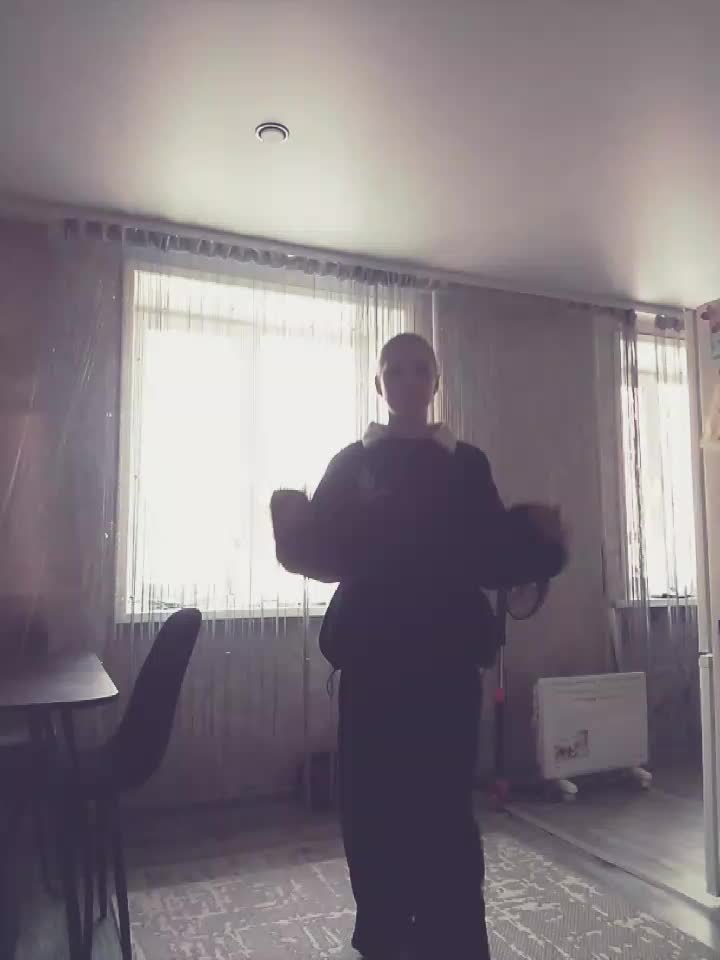 @даришка йоу🎀