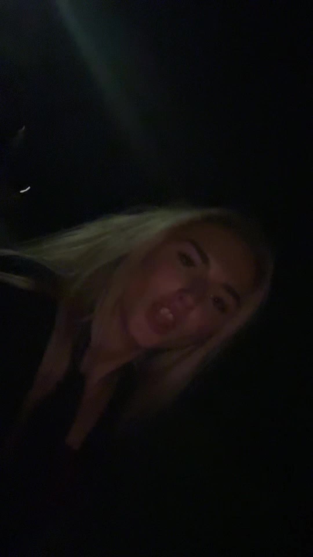 @👸🏼
