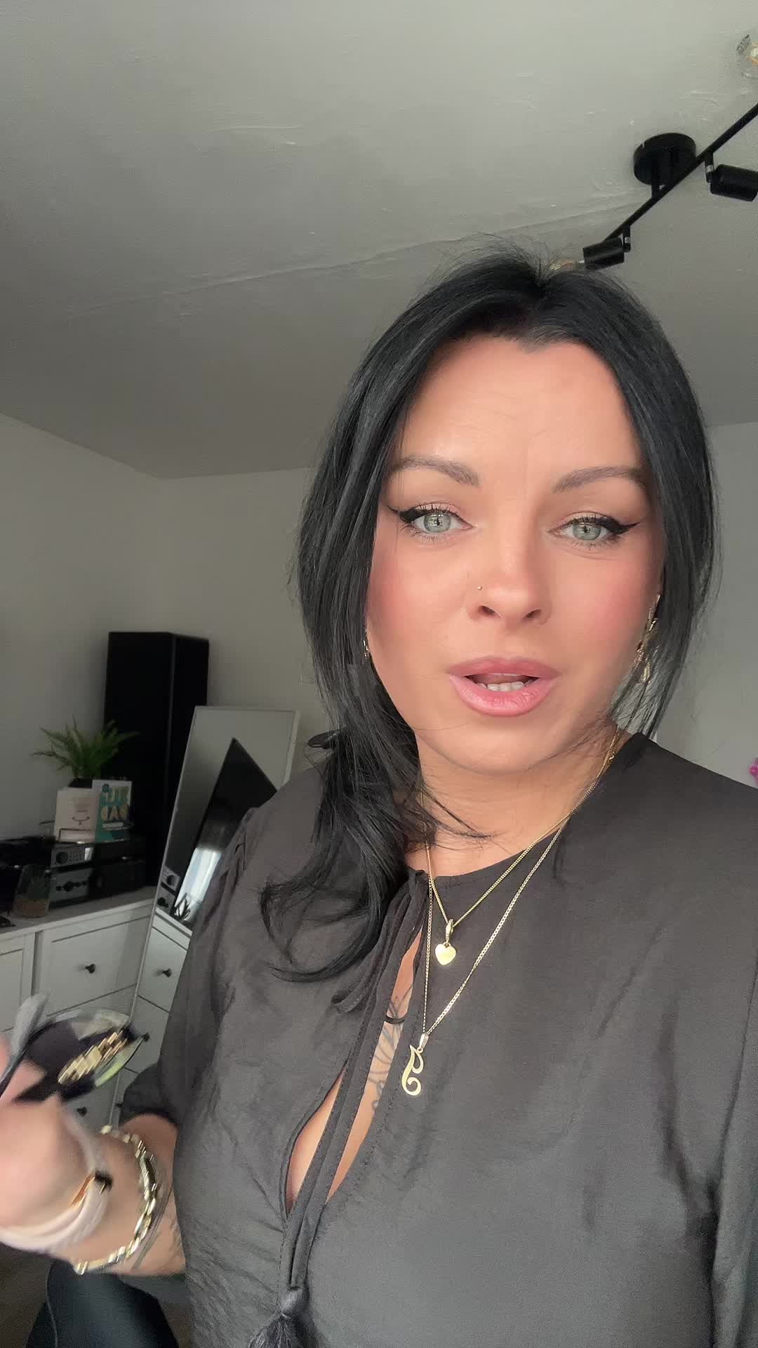 @Judy_em