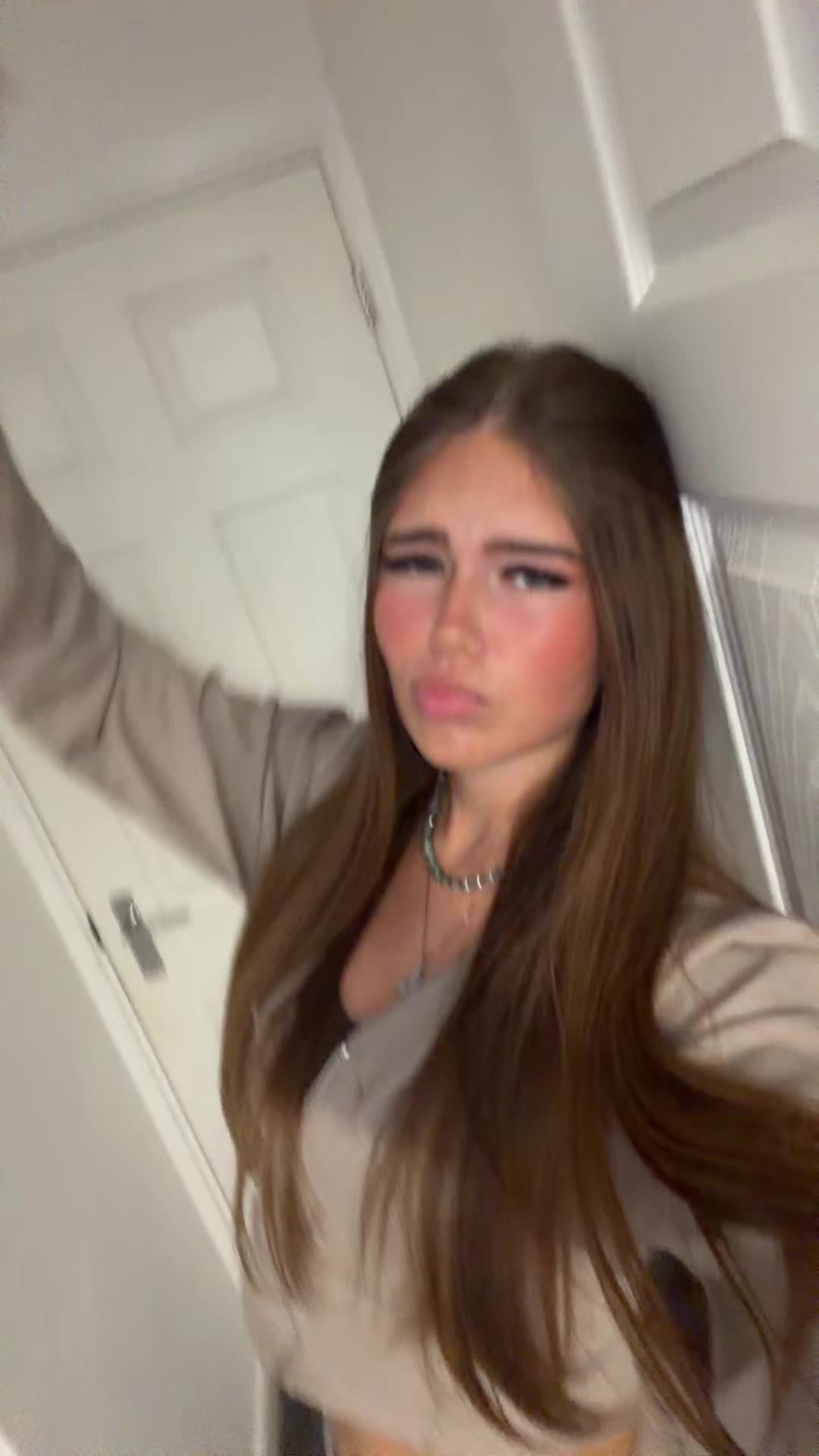 @pprivvateen