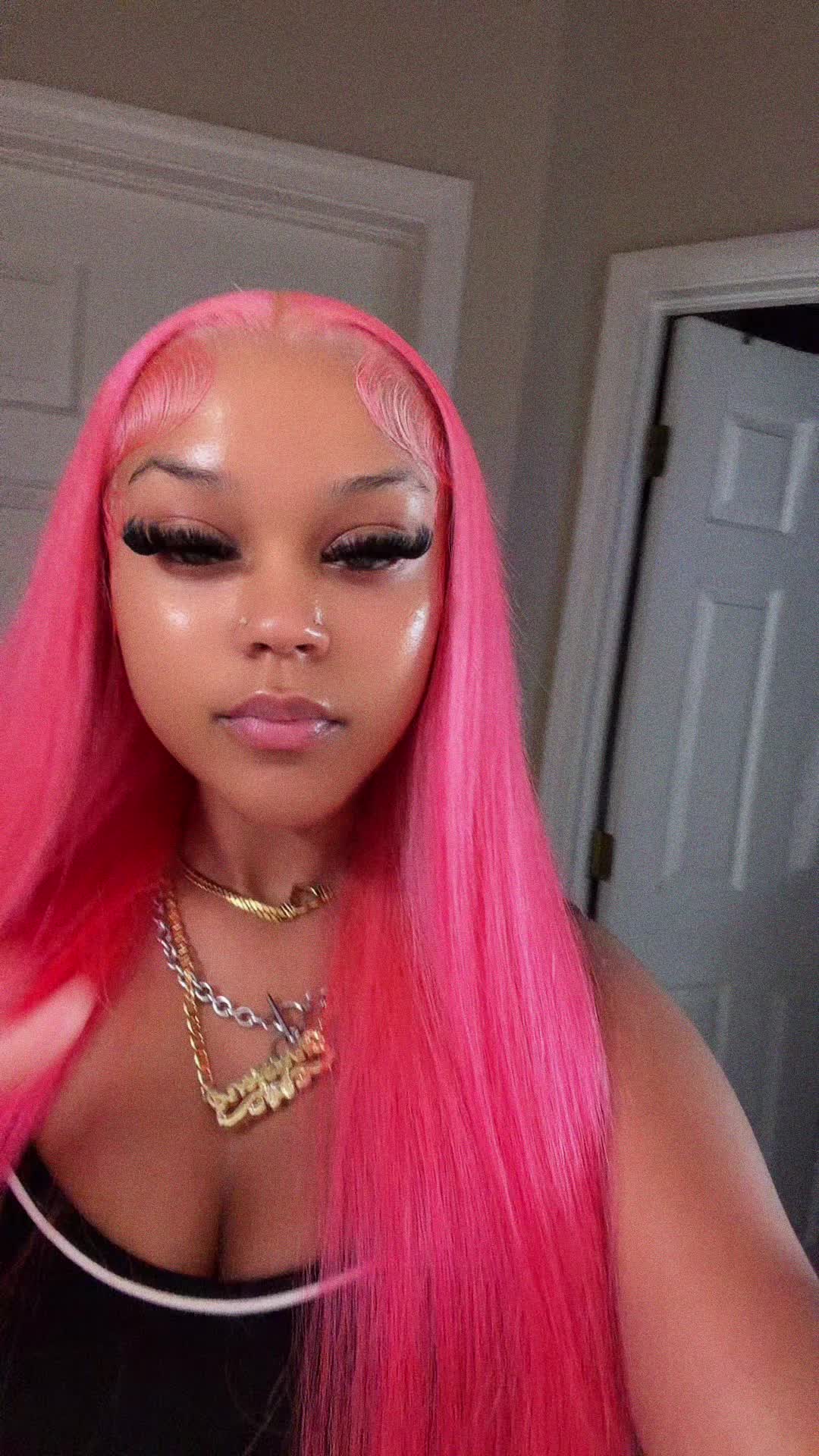 @doll .