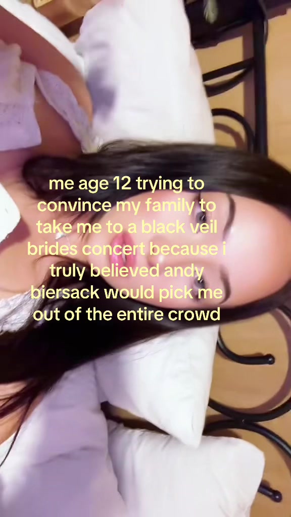 @ellie joy
