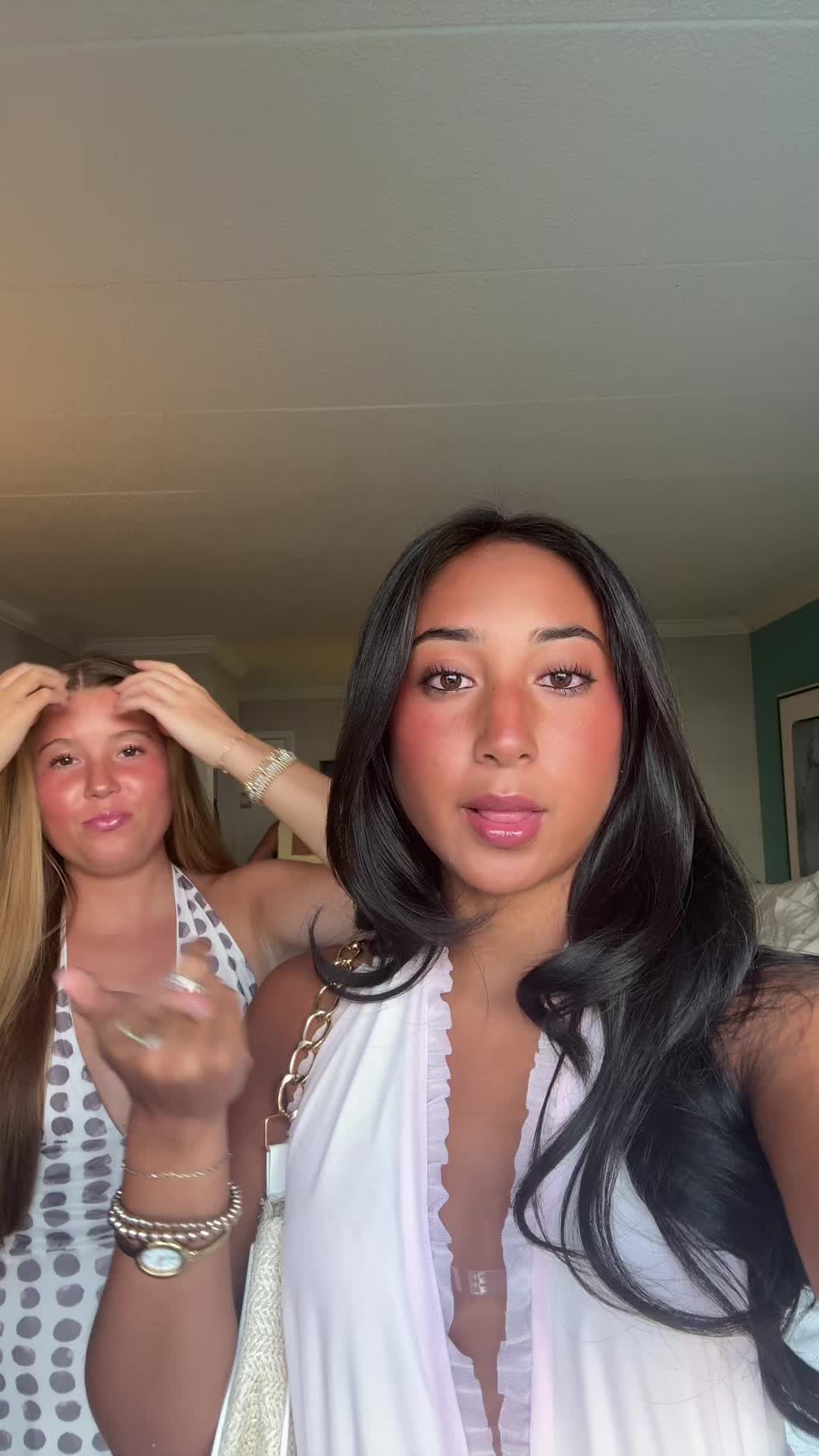 @Julia Dizon