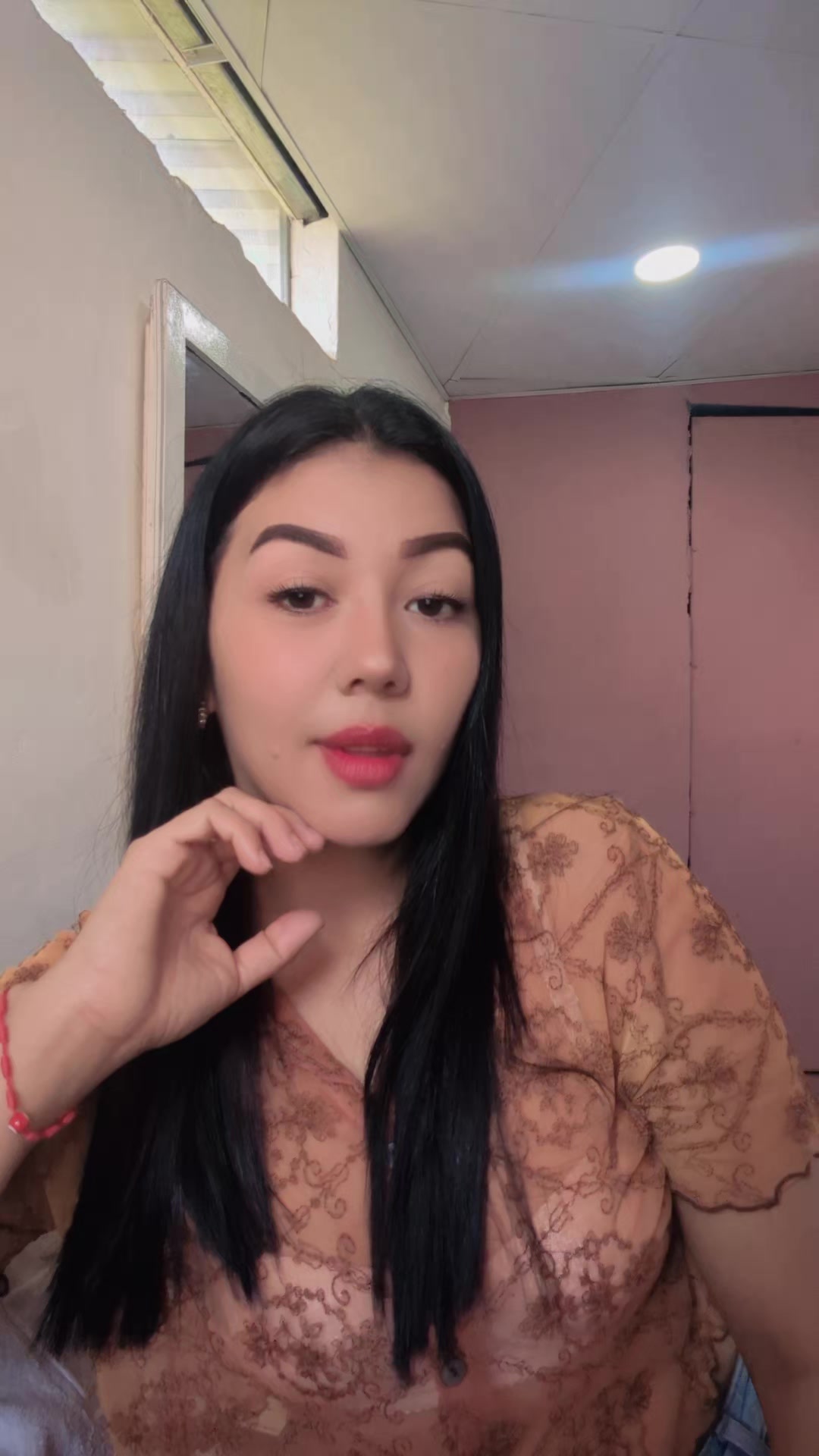 @Elizabeth Menj&iacute;var