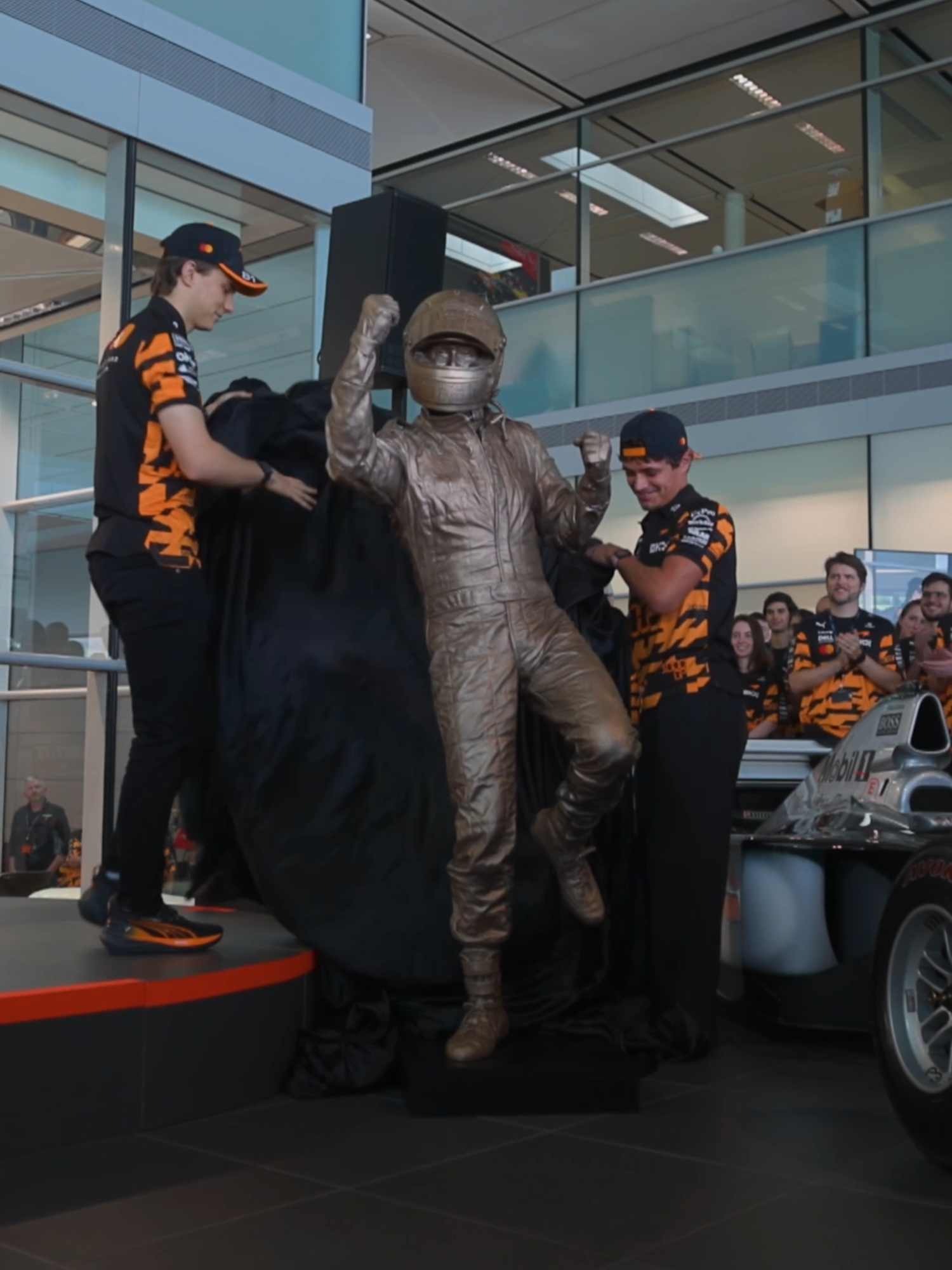 @McLaren Mastercard F1 Team 🧡