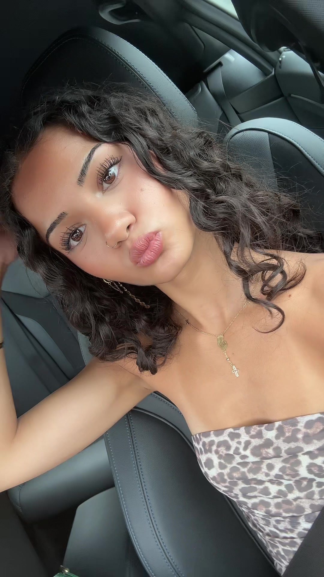 @𝐕𝐚𝐥𝐞𝐧𝐭𝐢𝐧𝐚🎀