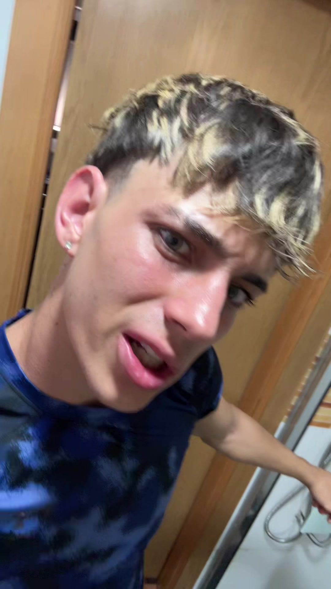 @Hugo23