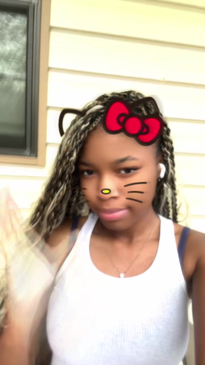 @justahottiethatspsycho
