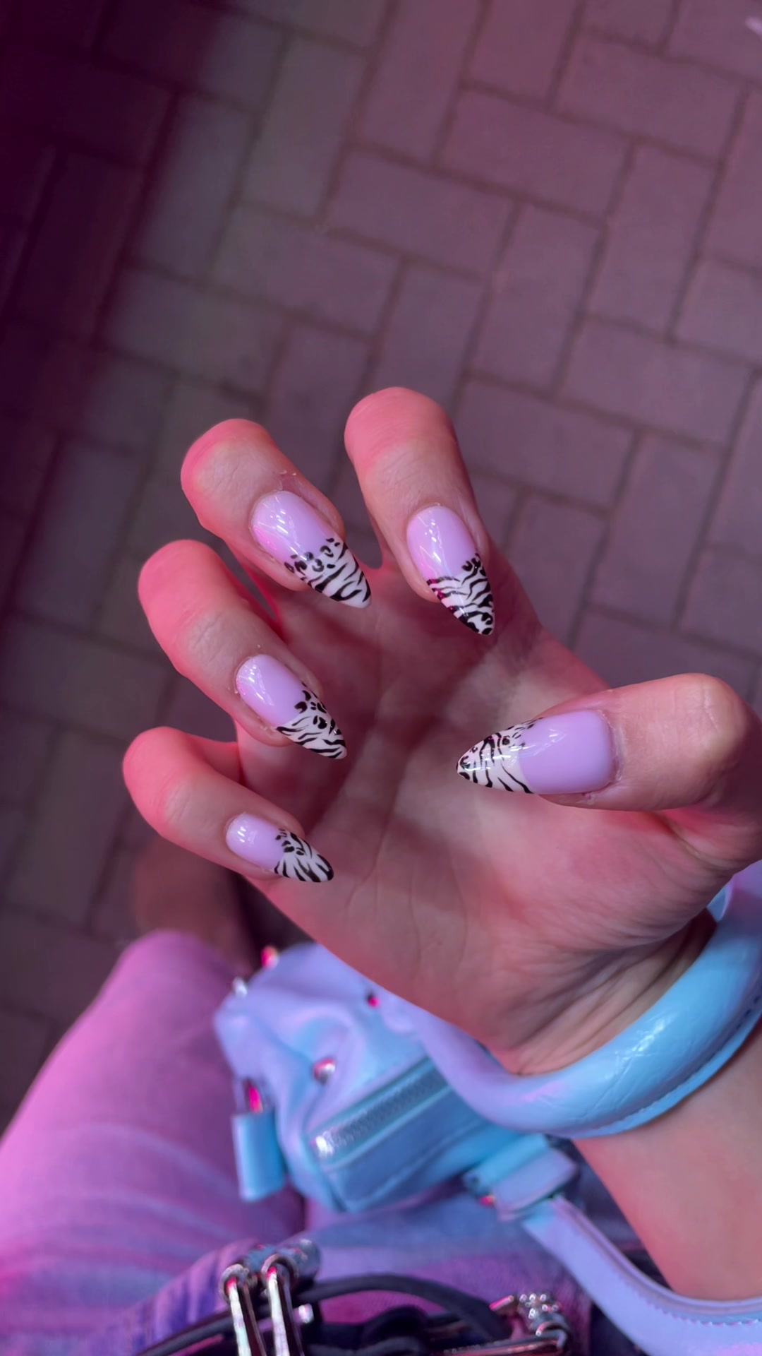 @archivewrlnailz