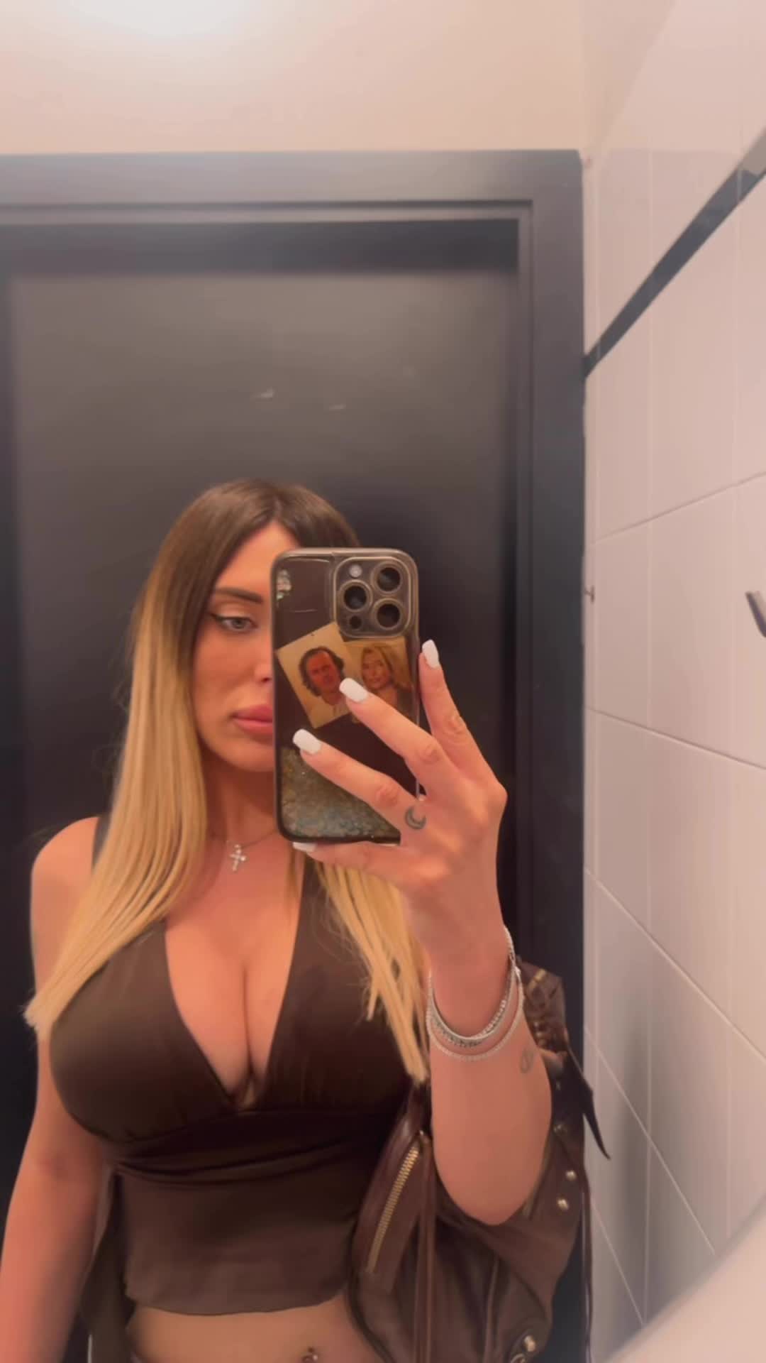 @giorgitapinup