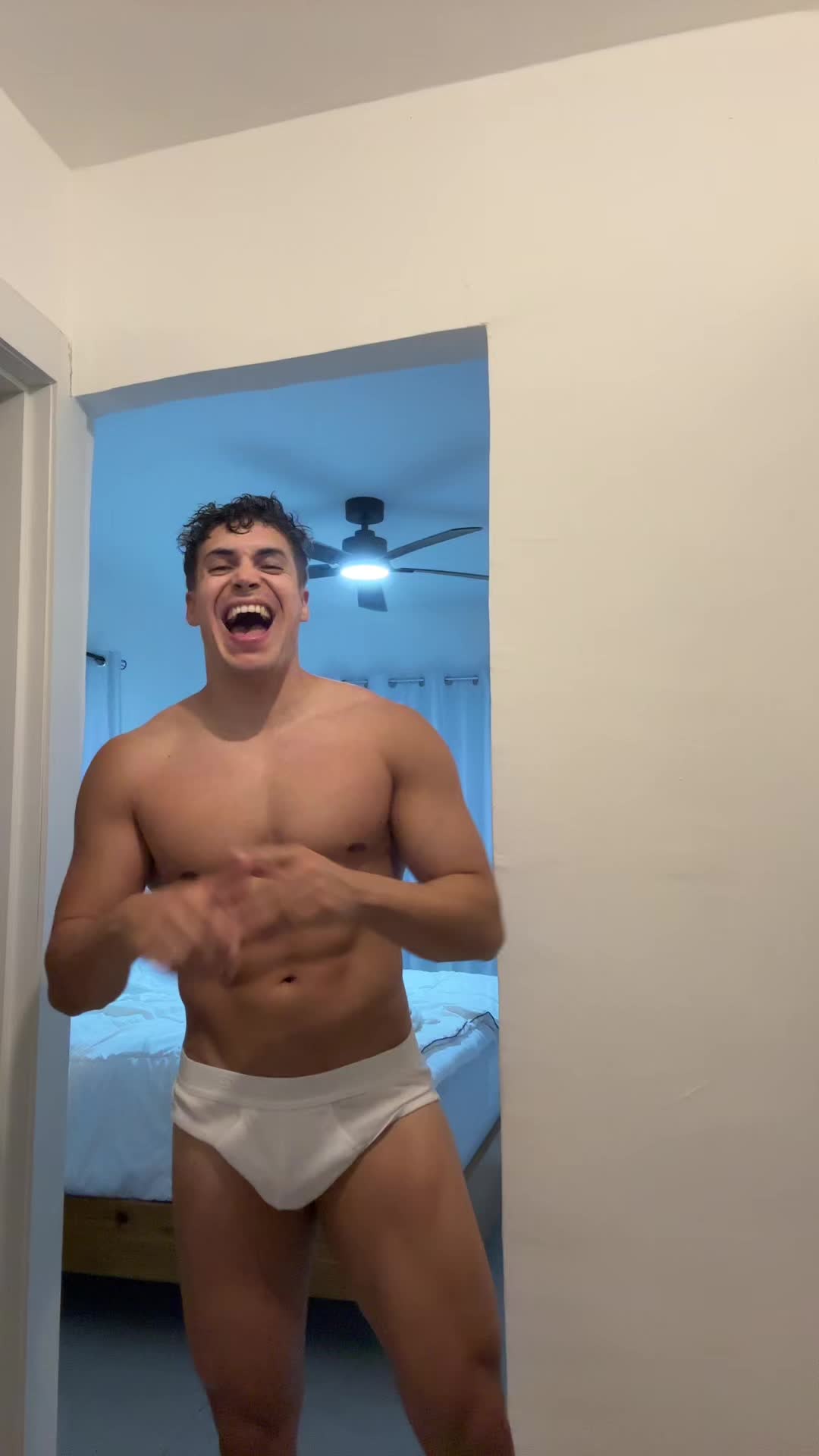 @Emninene