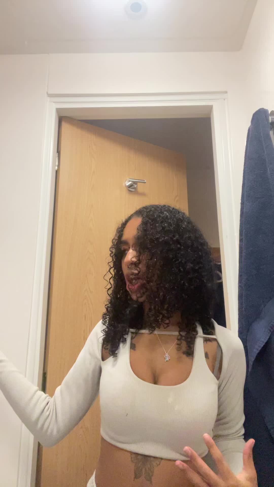 @Lxticia<3 [Printsbyleticia]