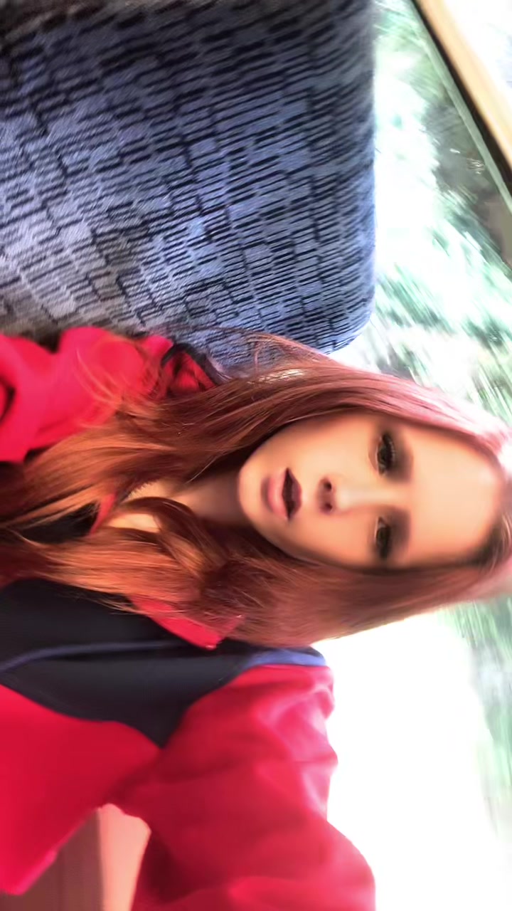 @𝐋 𝐄 𝐀 𝐇 🧿🤍