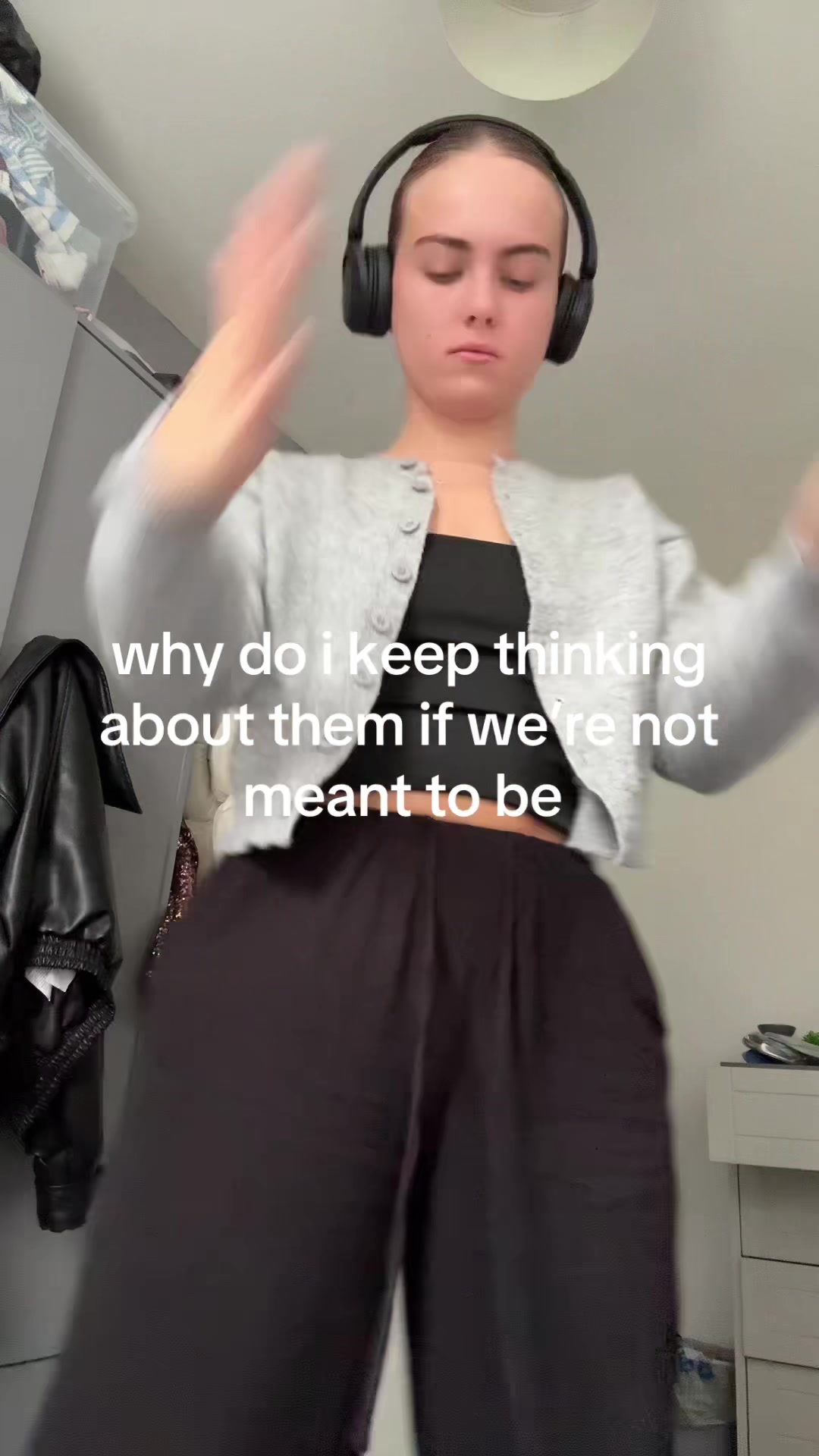@anais