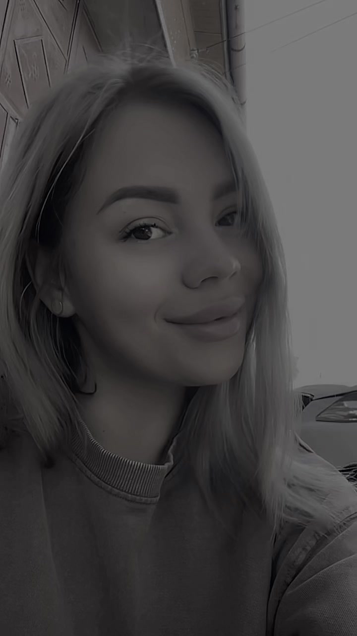 @M_Ella_24🦋