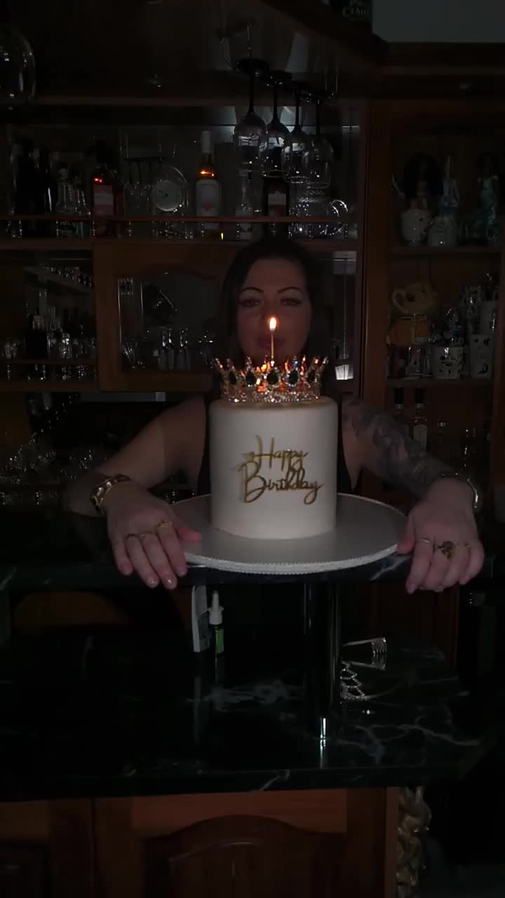 @Deb&oacute;ra Kemecsei