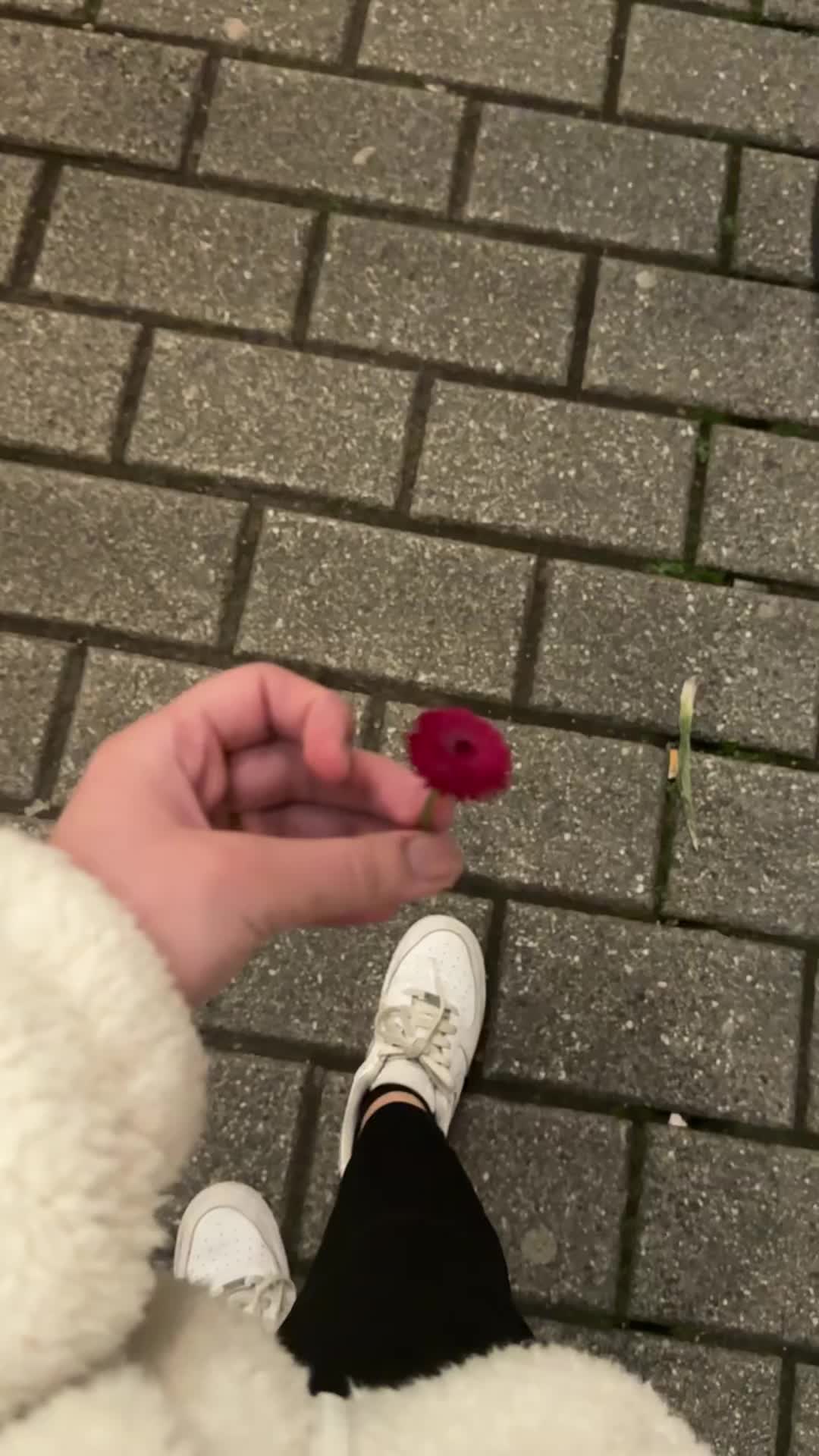 @Emaaa🇵🇰🇩🇪