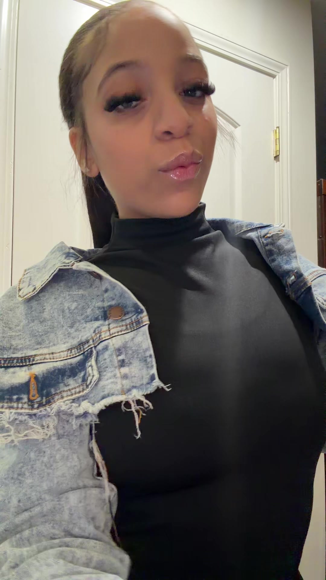 @jadeeee.