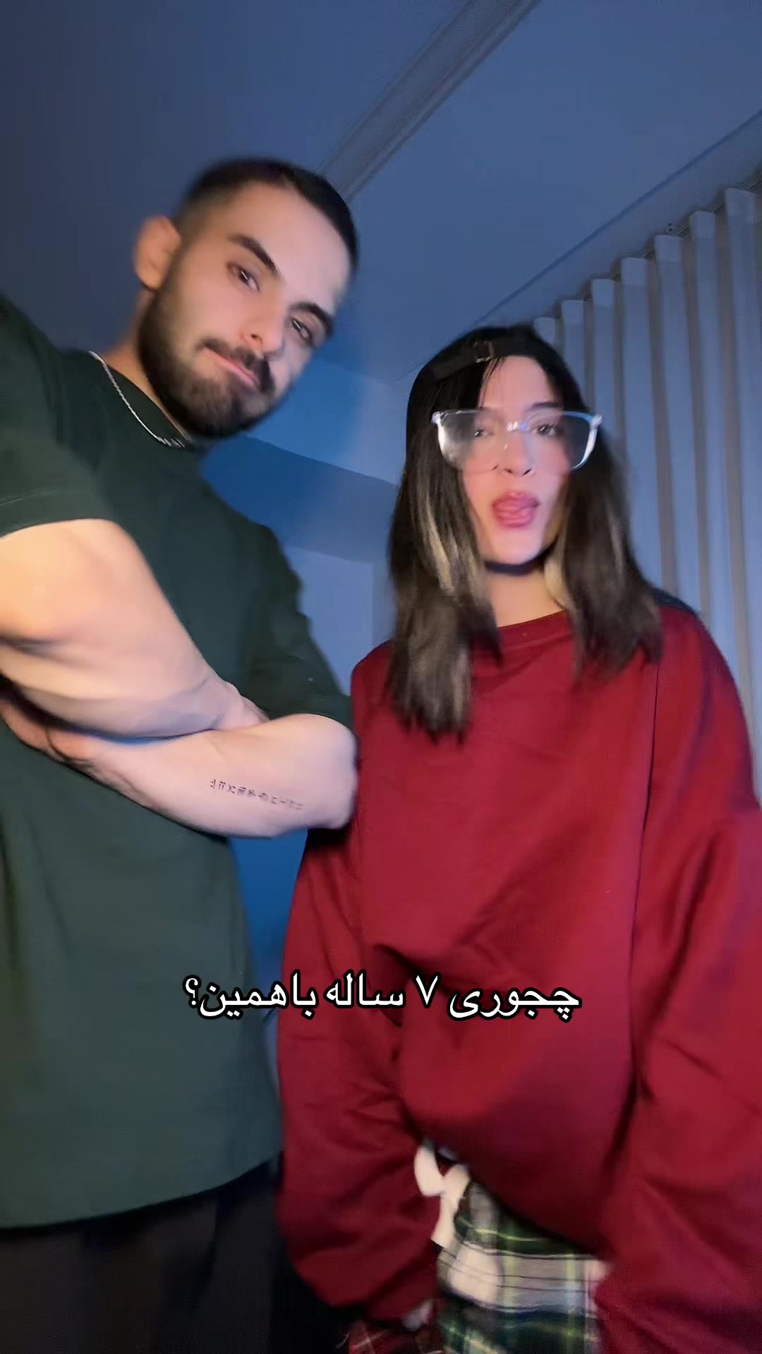 @2ys