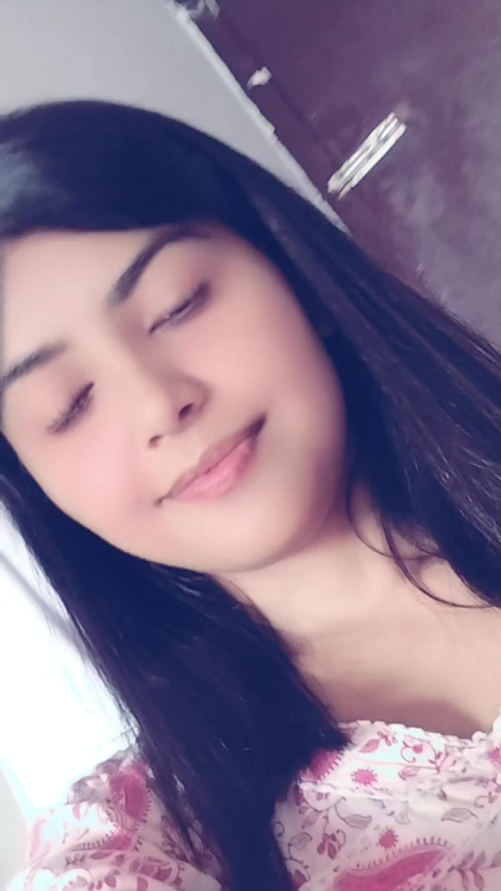@Poonam Yadav😇